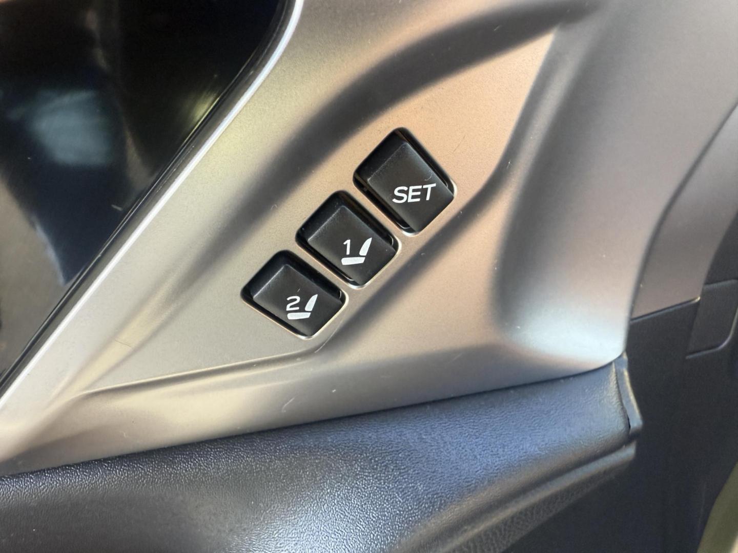 2020 Green /Brown Subaru Outback Touring (4S4BTAPC4L3) with an 2.5L H4 DOHC 16V engine, Automatic transmission, located at 11115 Chardon Rd. , Chardon, OH, 44024, (440) 214-9705, 41.580246, -81.241943 - This One Owner 2020 Subaru Outback Touring with a 2.5L H4 engine and Symmetrical AWD delivers excellent versatility and efficiency, reaching up to 33 MPG highway. It boasts a luxurious leather interior, heated and cooled power front seats, dual-zone automatic climate control, a large 11.6-inch touch - Photo#19