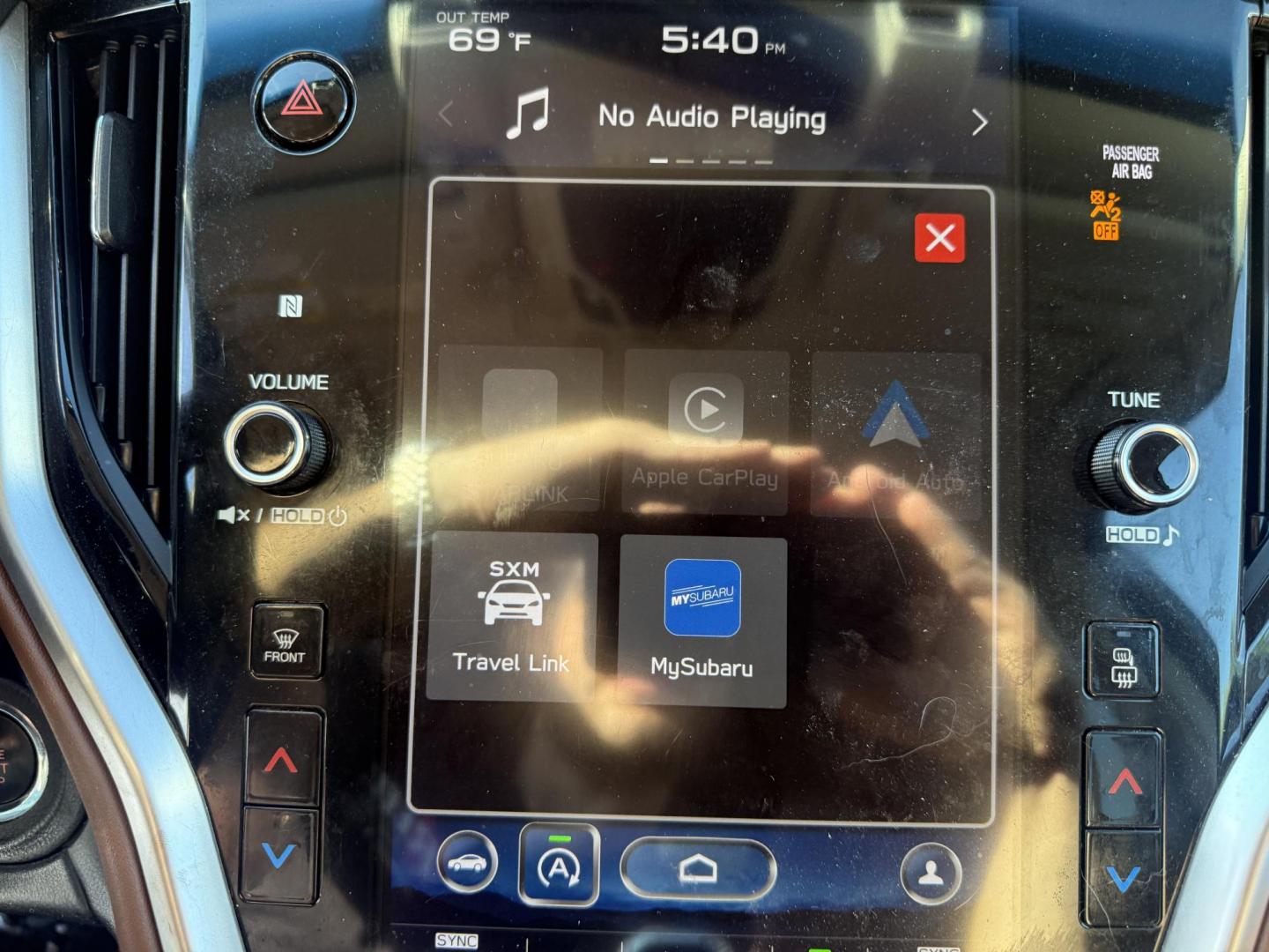2020 Green /Brown Subaru Outback Touring (4S4BTAPC4L3) with an 2.5L H4 DOHC 16V engine, Automatic transmission, located at 11115 Chardon Rd. , Chardon, OH, 44024, (440) 214-9705, 41.580246, -81.241943 - This One Owner 2020 Subaru Outback Touring with a 2.5L H4 engine and Symmetrical AWD delivers excellent versatility and efficiency, reaching up to 33 MPG highway. It boasts a luxurious leather interior, heated and cooled power front seats, dual-zone automatic climate control, a large 11.6-inch touch - Photo#32