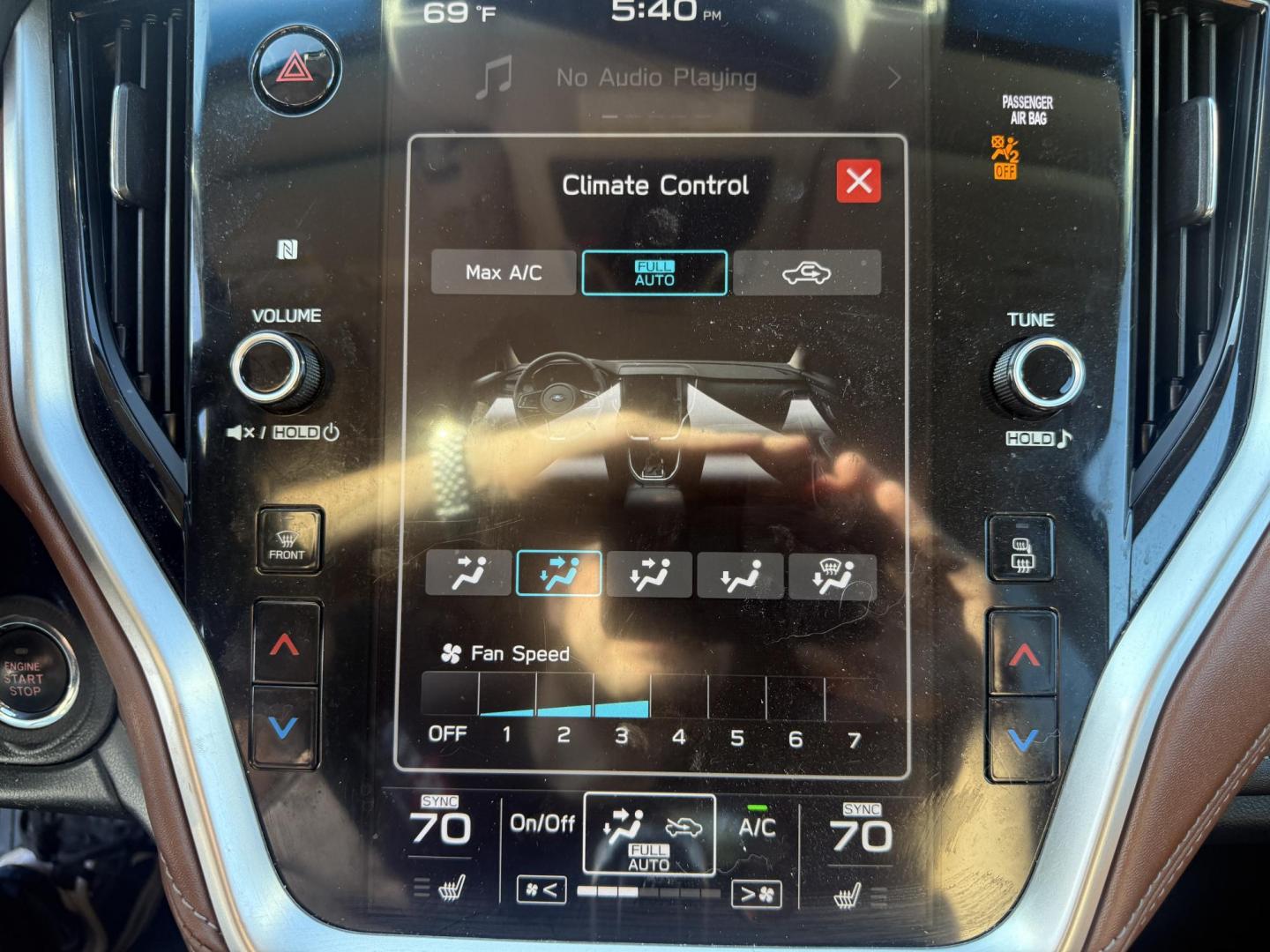 2020 Green /Brown Subaru Outback Touring (4S4BTAPC4L3) with an 2.5L H4 DOHC 16V engine, Automatic transmission, located at 11115 Chardon Rd. , Chardon, OH, 44024, (440) 214-9705, 41.580246, -81.241943 - This One Owner 2020 Subaru Outback Touring with a 2.5L H4 engine and Symmetrical AWD delivers excellent versatility and efficiency, reaching up to 33 MPG highway. It boasts a luxurious leather interior, heated and cooled power front seats, dual-zone automatic climate control, a large 11.6-inch touch - Photo#33