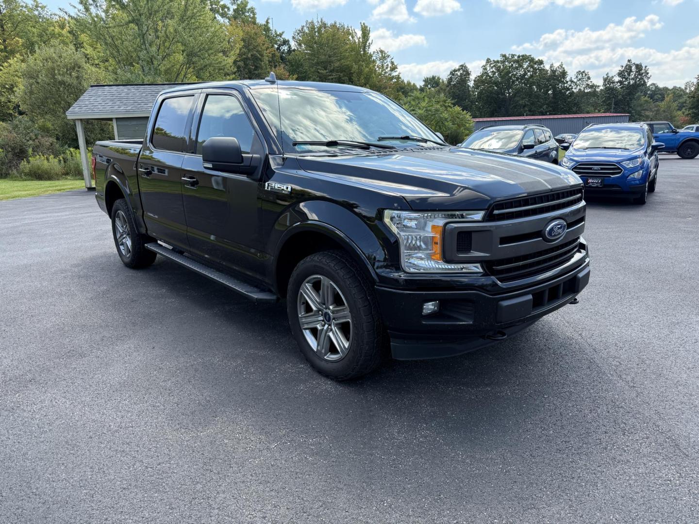 2018 Black /Black Ford F-150 XLT SuperCrew 5.5-ft. Bed 4WD (1FTEW1EP8JF) with an 2.7L V6 DOHC 24V TWIN TURBO engine, 10 Speed Auto transmission, located at 11115 Chardon Rd. , Chardon, OH, 44024, (440) 214-9705, 41.580246, -81.241943 - Photo#2