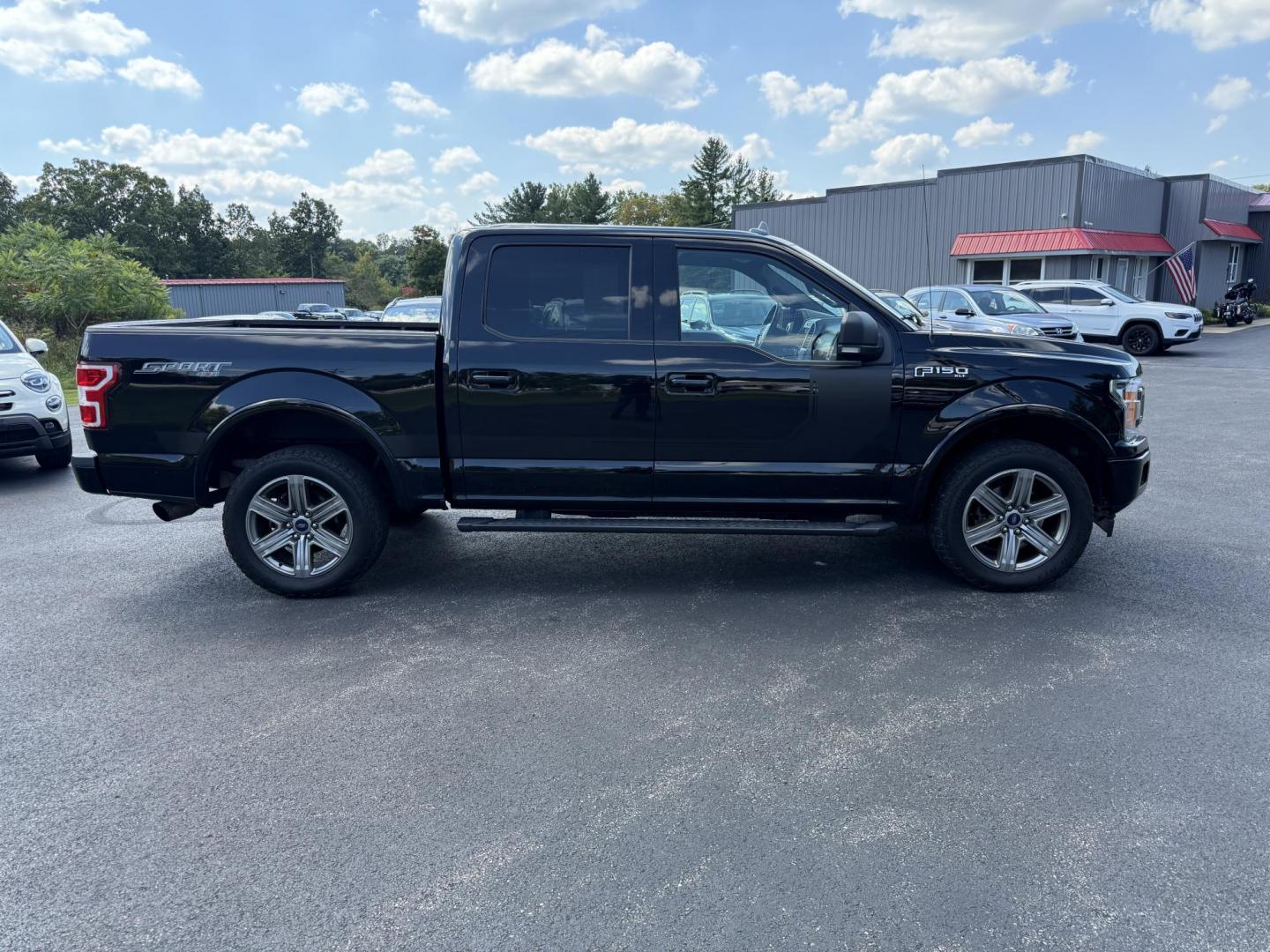 2018 Black /Black Ford F-150 XLT SuperCrew 5.5-ft. Bed 4WD (1FTEW1EP8JF) with an 2.7L V6 DOHC 24V TWIN TURBO engine, 10 Speed Auto transmission, located at 11115 Chardon Rd. , Chardon, OH, 44024, (440) 214-9705, 41.580246, -81.241943 - Photo#6