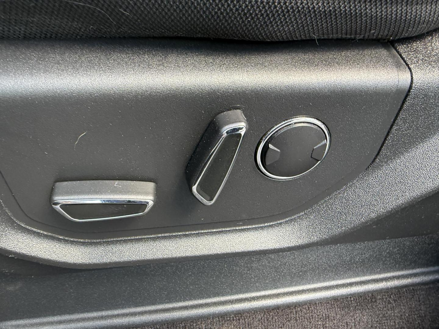 2018 Black /Black Ford F-150 XLT SuperCrew 5.5-ft. Bed 4WD (1FTEW1EP8JF) with an 2.7L V6 DOHC 24V TWIN TURBO engine, 10 Speed Auto transmission, located at 11115 Chardon Rd. , Chardon, OH, 44024, (440) 214-9705, 41.580246, -81.241943 - Photo#20