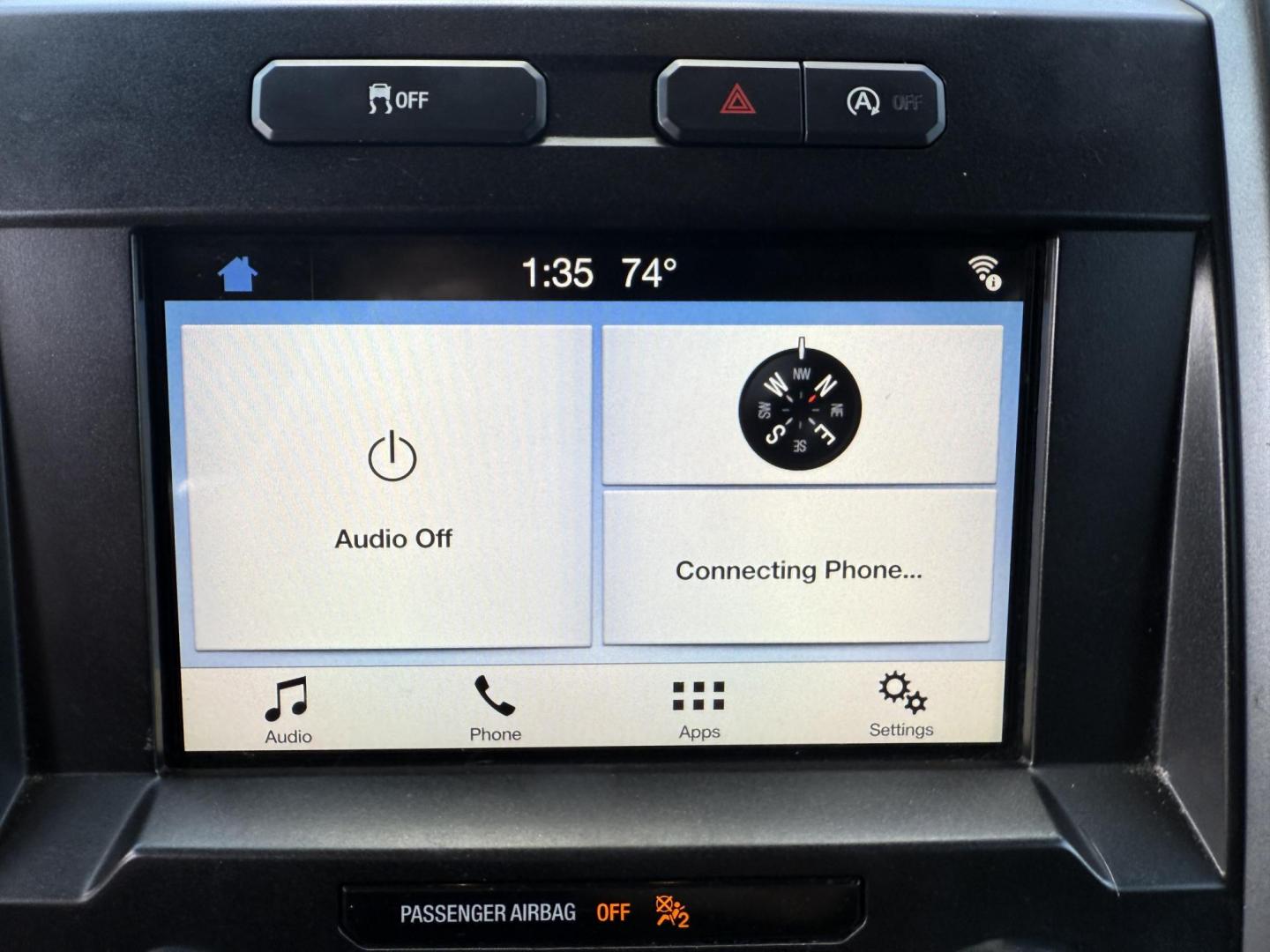 2018 Black /Black Ford F-150 XLT SuperCrew 5.5-ft. Bed 4WD (1FTEW1EP8JF) with an 2.7L V6 DOHC 24V TWIN TURBO engine, 10 Speed Auto transmission, located at 11115 Chardon Rd. , Chardon, OH, 44024, (440) 214-9705, 41.580246, -81.241943 - Photo#28