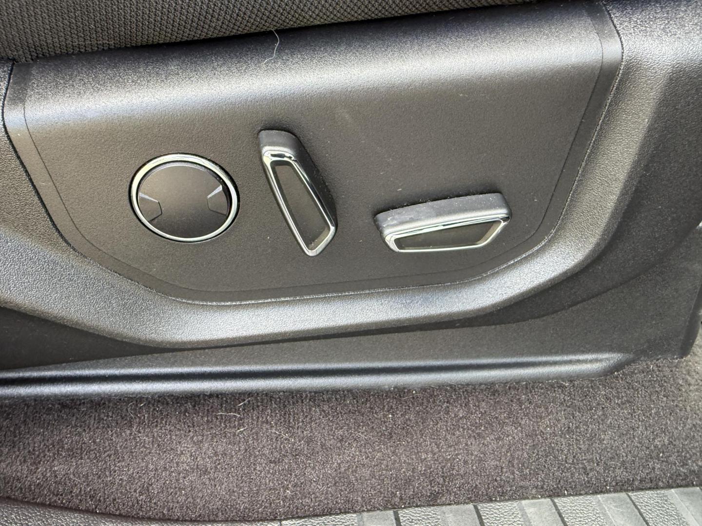 2018 Black /Black Ford F-150 XLT SuperCrew 5.5-ft. Bed 4WD (1FTEW1EP8JF) with an 2.7L V6 DOHC 24V TWIN TURBO engine, 10 Speed Auto transmission, located at 11115 Chardon Rd. , Chardon, OH, 44024, (440) 214-9705, 41.580246, -81.241943 - Photo#42