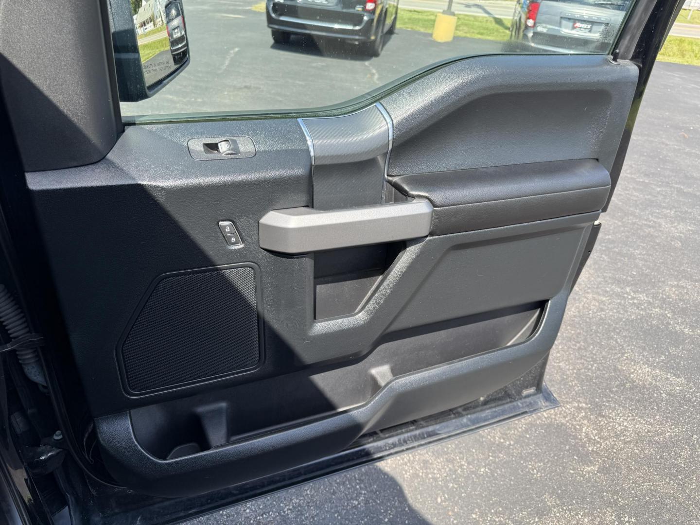 2018 Black /Black Ford F-150 XLT SuperCrew 5.5-ft. Bed 4WD (1FTEW1EP8JF) with an 2.7L V6 DOHC 24V TWIN TURBO engine, 10 Speed Auto transmission, located at 11115 Chardon Rd. , Chardon, OH, 44024, (440) 214-9705, 41.580246, -81.241943 - Photo#44