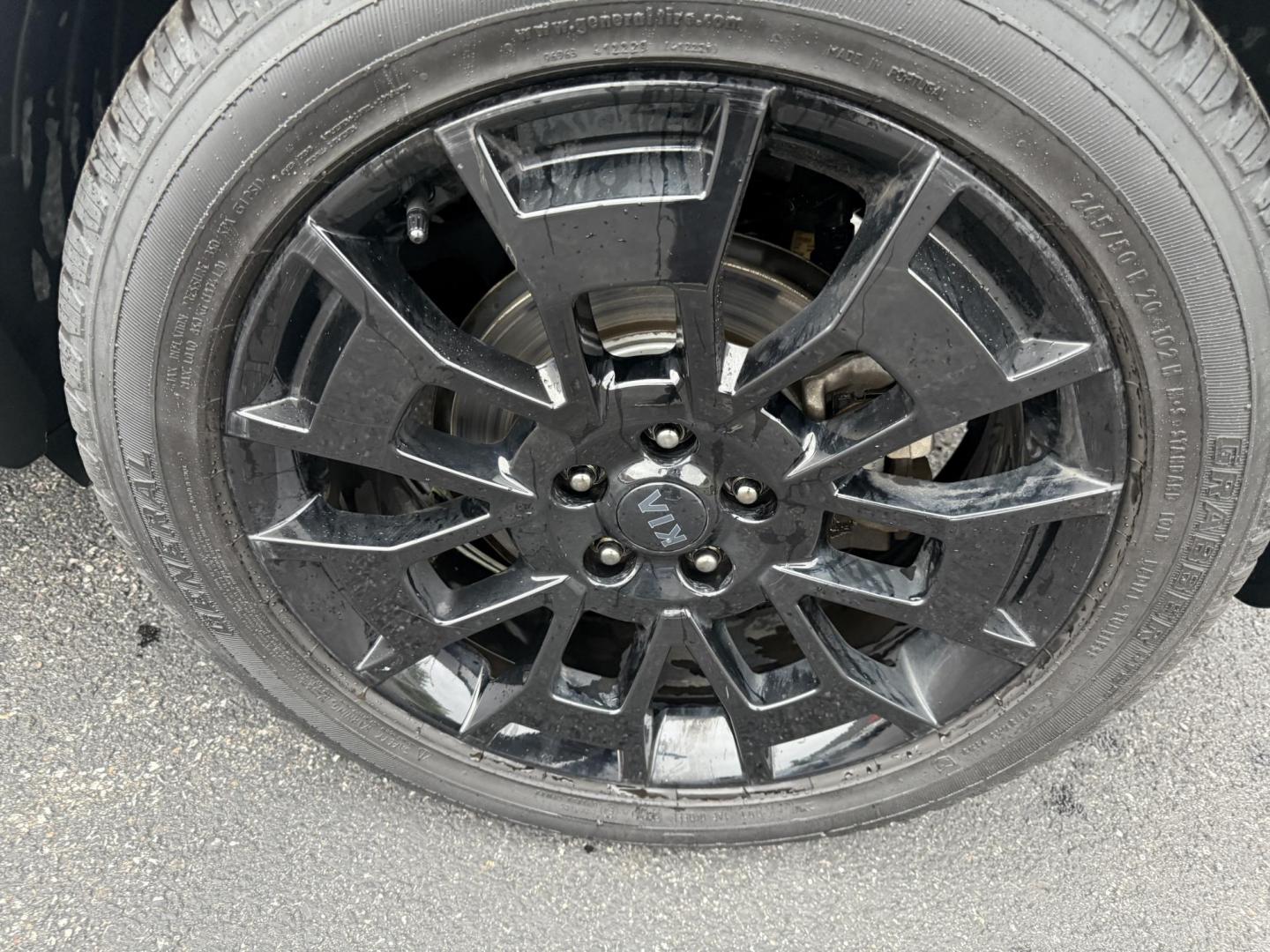 2021 Gray /Black Kia Telluride EX AWD (5XYP3DHC9MG) with an 3.8L V6 DOHC 24V engine, 8A transmission, located at 11115 Chardon Rd. , Chardon, OH, 44024, (440) 214-9705, 41.580246, -81.241943 - This One Owner 2021 Kia Telluride EX AWD, powered by a 3.8L V6 and 8-speed automatic transmission, is a spacious and feature-rich SUV offering leather interior, heated and cooled power front seats, 2nd row captain’s chairs, tri-zone automatic climate control, and a power sunroof. Its tech highligh - Photo#11