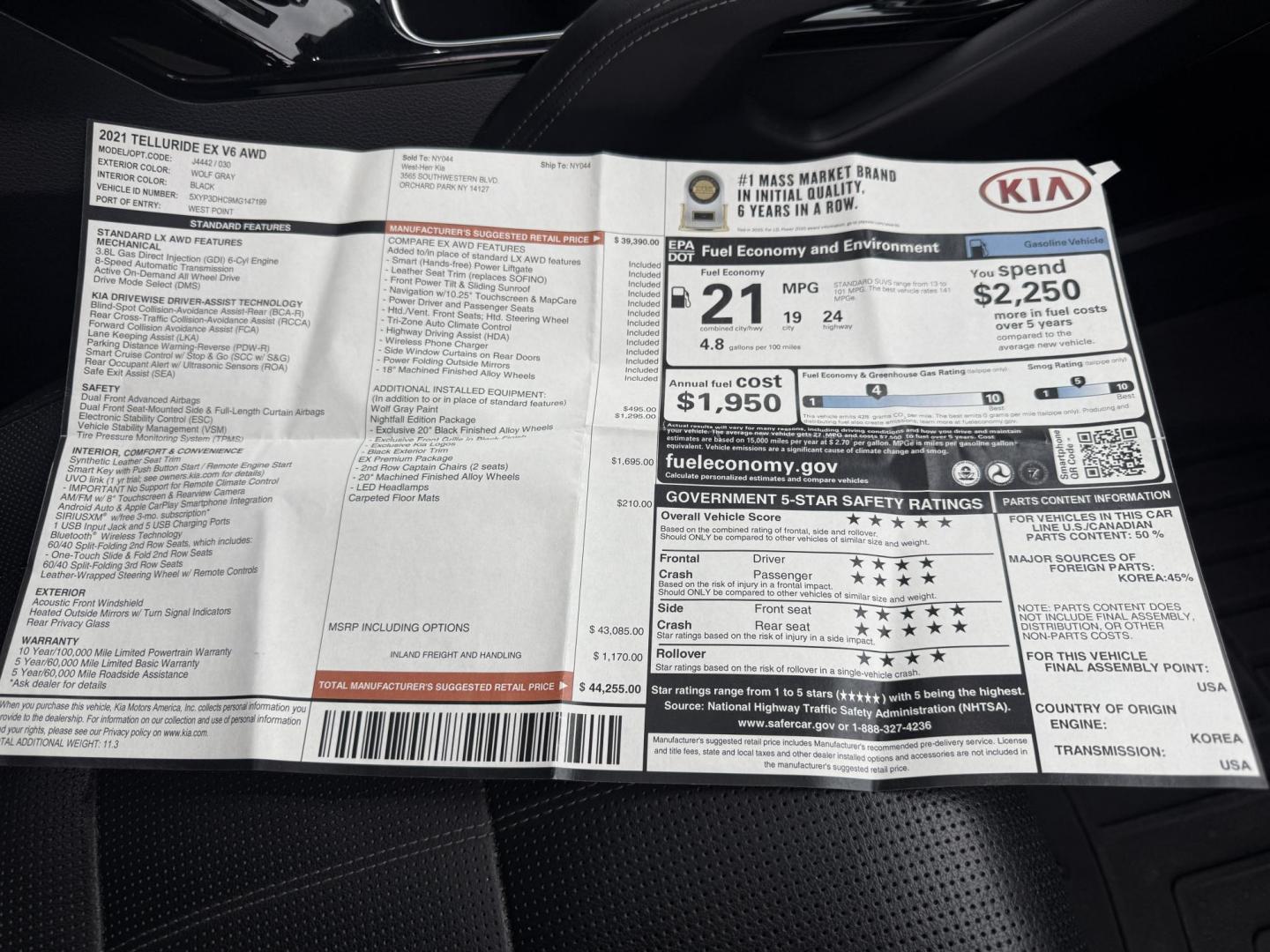 2021 Gray /Black Kia Telluride EX AWD (5XYP3DHC9MG) with an 3.8L V6 DOHC 24V engine, 8A transmission, located at 11115 Chardon Rd. , Chardon, OH, 44024, (440) 214-9705, 41.580246, -81.241943 - This One Owner 2021 Kia Telluride EX AWD, powered by a 3.8L V6 and 8-speed automatic transmission, is a spacious and feature-rich SUV offering leather interior, heated and cooled power front seats, 2nd row captain’s chairs, tri-zone automatic climate control, and a power sunroof. Its tech highligh - Photo#50