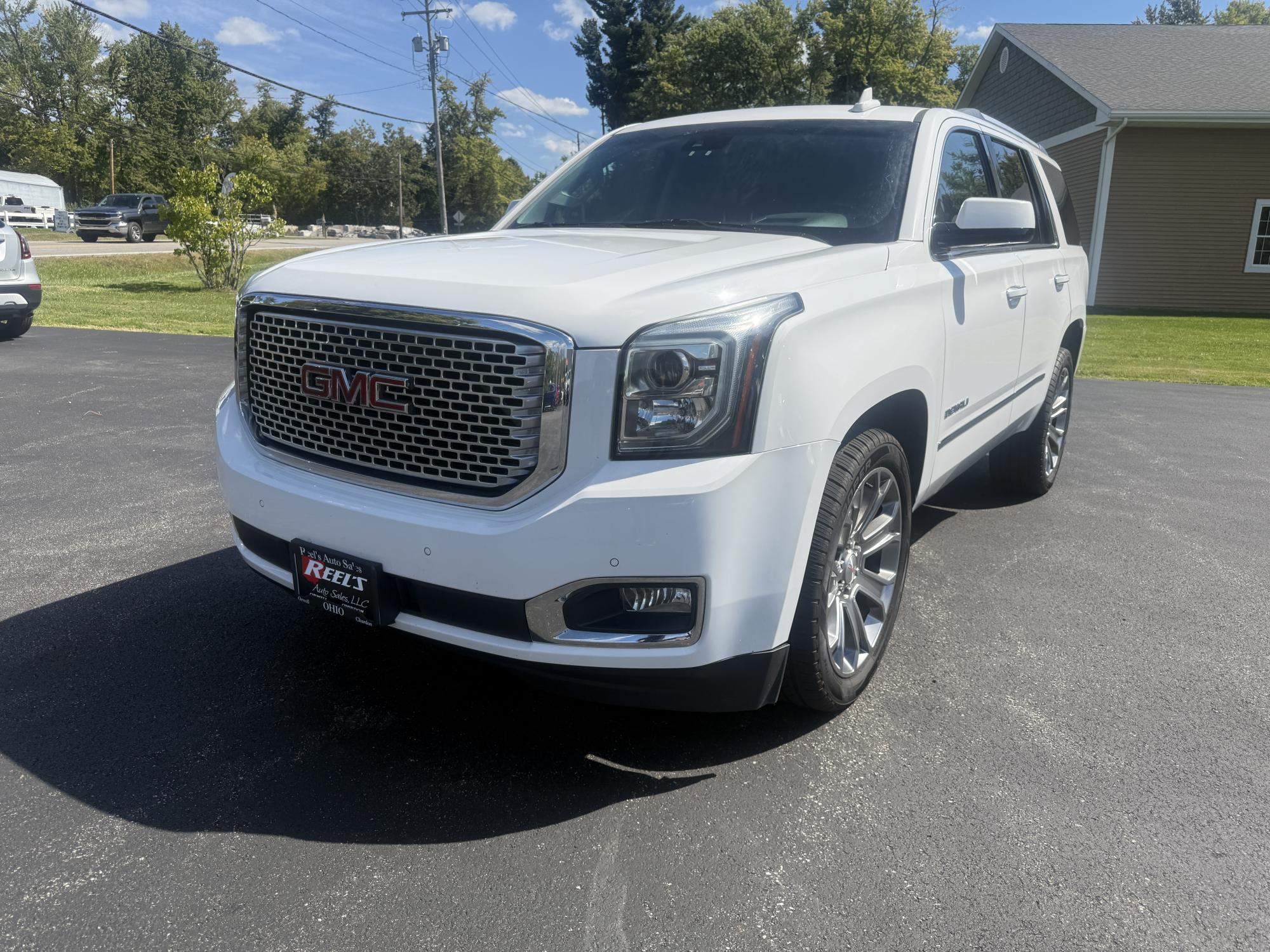 photo of 2015 GMC Yukon Denali 4WD