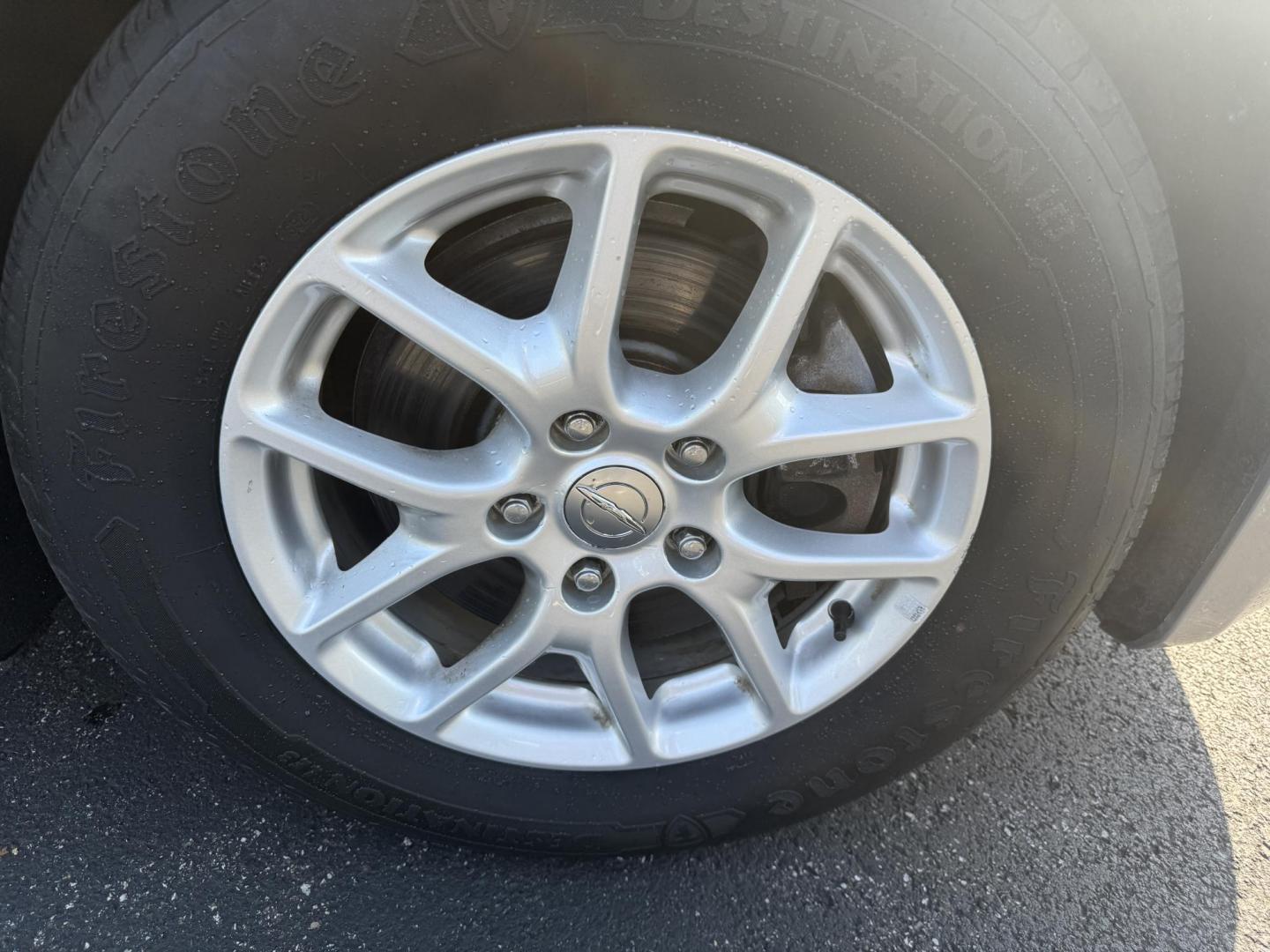 2020 Silver /Black Chrysler Voyager LXI (2C4RC1DG6LR) with an 3.6L V6 DOHC 24V engine, 9A transmission, located at 11115 Chardon Rd. , Chardon, OH, 44024, (440) 214-9705, 41.580246, -81.241943 - This 2020 Chrysler Voyager LXi is a practical minivan powered by a 3.6L Pentastar V6 engine paired with a 9-speed automatic transmission, delivering up to 28 MPG on the highway. It features conveniences like remote start, tri-zone manual climate control, a power liftgate, and advanced tech including - Photo#4