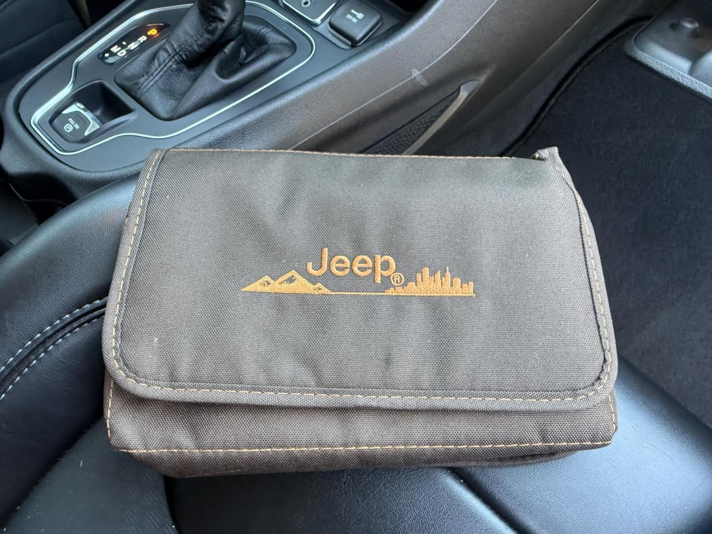 2019 White /Black Jeep Cherokee Latitude Plus 4WD (1C4PJMLB9KD) with an 2.4L I4 DOHC 16V engine, 9A transmission, located at 11115 Chardon Rd. , Chardon, OH, 44024, (440) 214-9705, 41.580246, -81.241943 - This 2019 Jeep Cherokee Latitude Plus 4X4 is equipped with a 2.4L I4 MultiAir engine and a 9-speed automatic transmission, delivering up to 29 MPG on the highway. Key features include a power driver’s seat, full LED exterior lighting, a 7.0" touchscreen with Apple CarPlay and Android Auto, a 3.5" - Photo#41