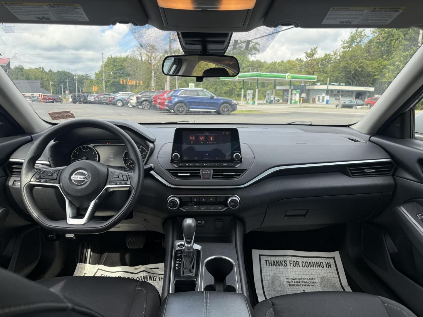 2022 Silver /Black Nissan Altima 2.5 SV (1N4BL4DV9NN) with an 2.5L I4 DOHC 16V engine, Automatic transmission, located at 11115 Chardon Rd. , Chardon, OH, 44024, (440) 214-9705, 41.580246, -81.241943 - This One Owner 2022 Nissan Altima 2.5 SV features a 2.5L I4 engine delivering up to 37 MPG on the highway and comes equipped with modern tech and safety, including forward collision warning, lane departure warning, blind spot monitoring, and remote start. Comfort and convenience are enhanced with a - Photo#34
