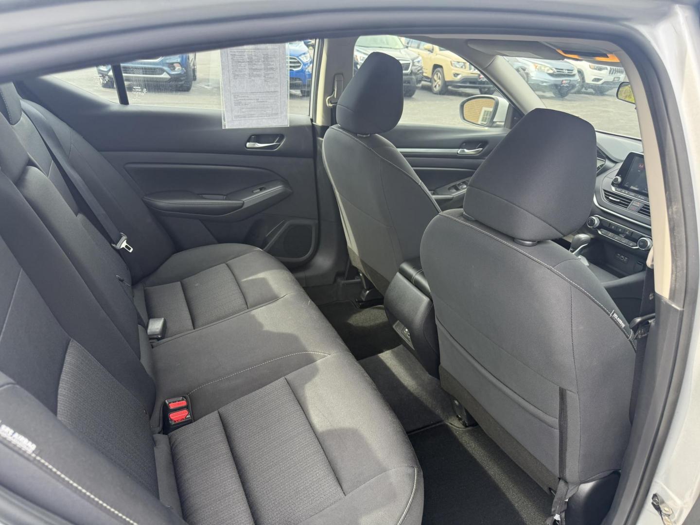 2022 Silver /Black Nissan Altima 2.5 SV (1N4BL4DV9NN) with an 2.5L I4 DOHC 16V engine, Automatic transmission, located at 11115 Chardon Rd. , Chardon, OH, 44024, (440) 214-9705, 41.580246, -81.241943 - This One Owner 2022 Nissan Altima 2.5 SV features a 2.5L I4 engine delivering up to 37 MPG on the highway and comes equipped with modern tech and safety, including forward collision warning, lane departure warning, blind spot monitoring, and remote start. Comfort and convenience are enhanced with a - Photo#38