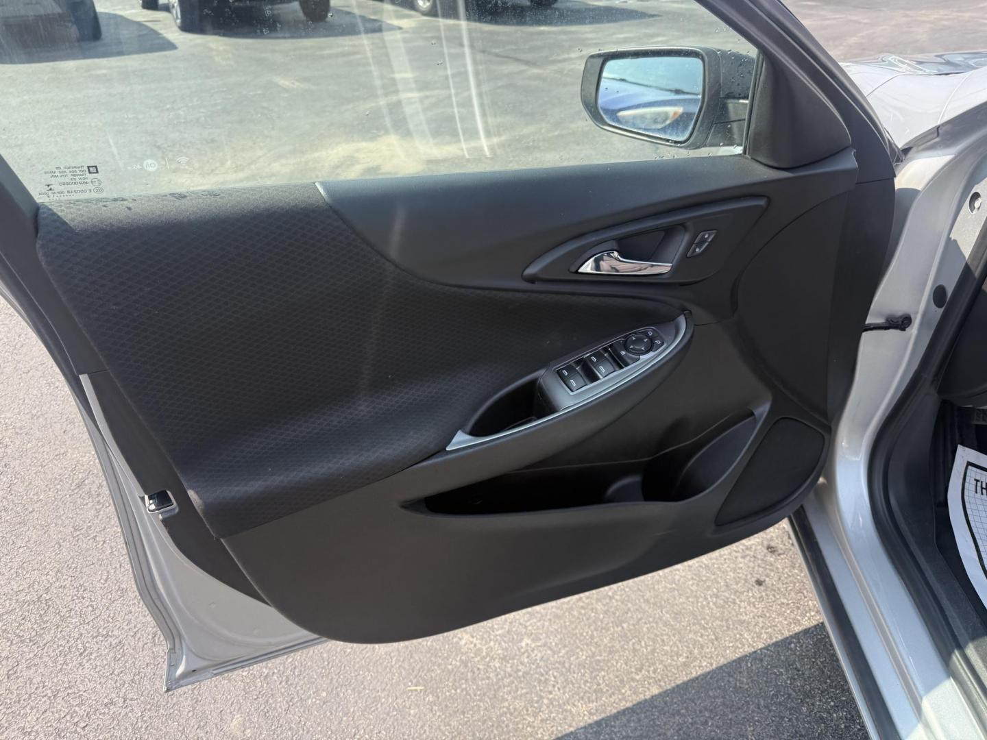 2018 Silver /Black Chevrolet Malibu LS (1G1ZB5ST0JF) with an 1.5L I4 DOHC 16V Turbo engine, 6A transmission, located at 11115 Chardon Rd. , Chardon, OH, 44024, (440) 214-9705, 41.580246, -81.241943 - This 2018 Chevrolet Malibu LS is a fuel-efficient midsize sedan powered by a 1.5L turbocharged EcoTec I4 engine and 6-speed automatic transmission, achieving up to 36 MPG on the highway. It features a 7.0" touchscreen with Apple CarPlay and Android Auto, a 4.2" gauge cluster screen, backup camera, a - Photo#15