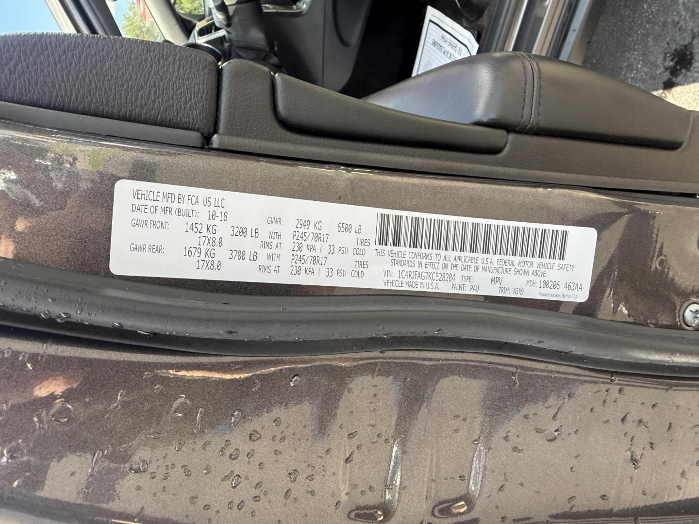 2019 Gray /Black Jeep Grand Cherokee Laredo E 4WD (1C4RJFAG7KC) with an 3.6L V6 DOHC 24V engine, 8A transmission, located at 547 E. Main St., Orwell, OH, 44076, (440) 437-5893, 41.535435, -80.847855 - This 2019 Jeep Grand Cherokee Laredo E 4WD features a 3.6L Pentastar V6 engine with an 8-speed automatic transmission and the Quadra-Trac 1 4WD system, delivering 25 MPG on the highway. Comfort and convenience are provided by a power driver’s seat, dual-zone automatic climate control, a 7.0" touch - Photo#22