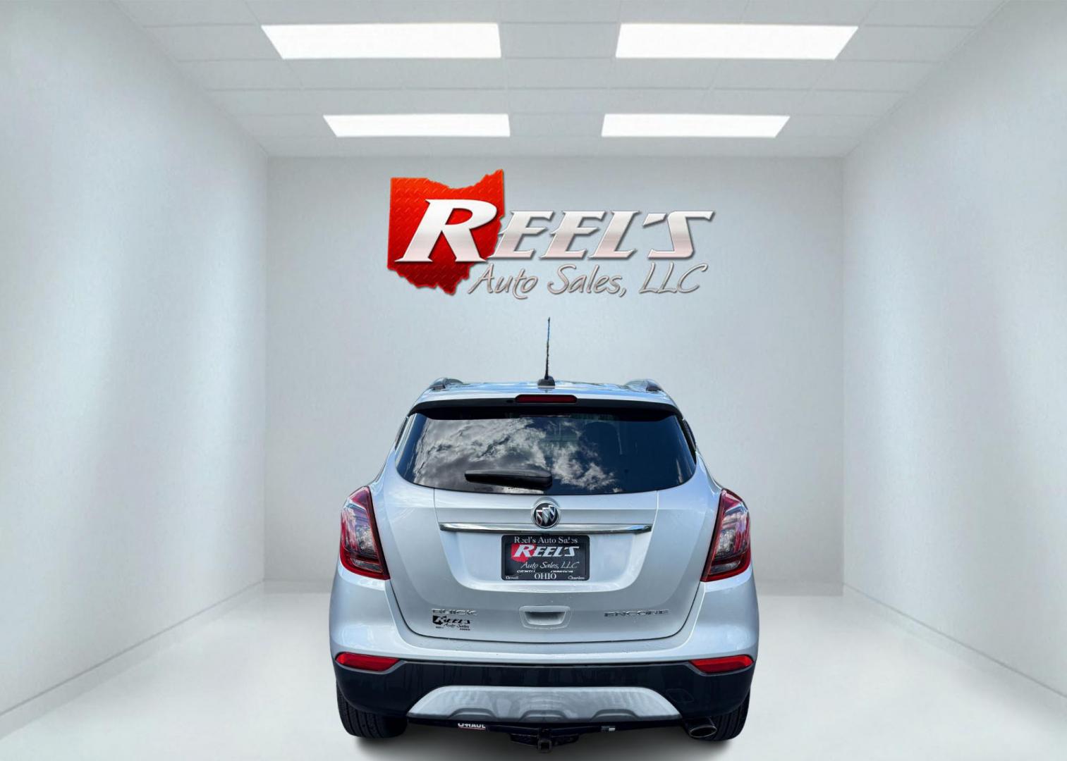 2017 Silver /Black Buick Encore Preferred II FWD (KL4CJBSB5HB) with an 1.4L I4 DOHC 16V TURBO engine, 6A transmission, located at 11115 Chardon Rd. , Chardon, OH, 44024, (440) 214-9705, 41.580246, -81.241943 - This One Owner 2017 Buick Encore Preferred II is a compact SUV powered by a 1.4L turbocharged EcoTec engine paired with a 6-speed automatic transmission, achieving up to 33 MPG on the highway. It offers modern tech with an 8.0" touchscreen featuring Apple CarPlay and Android Auto, a 4.2" gauge clust - Photo#8