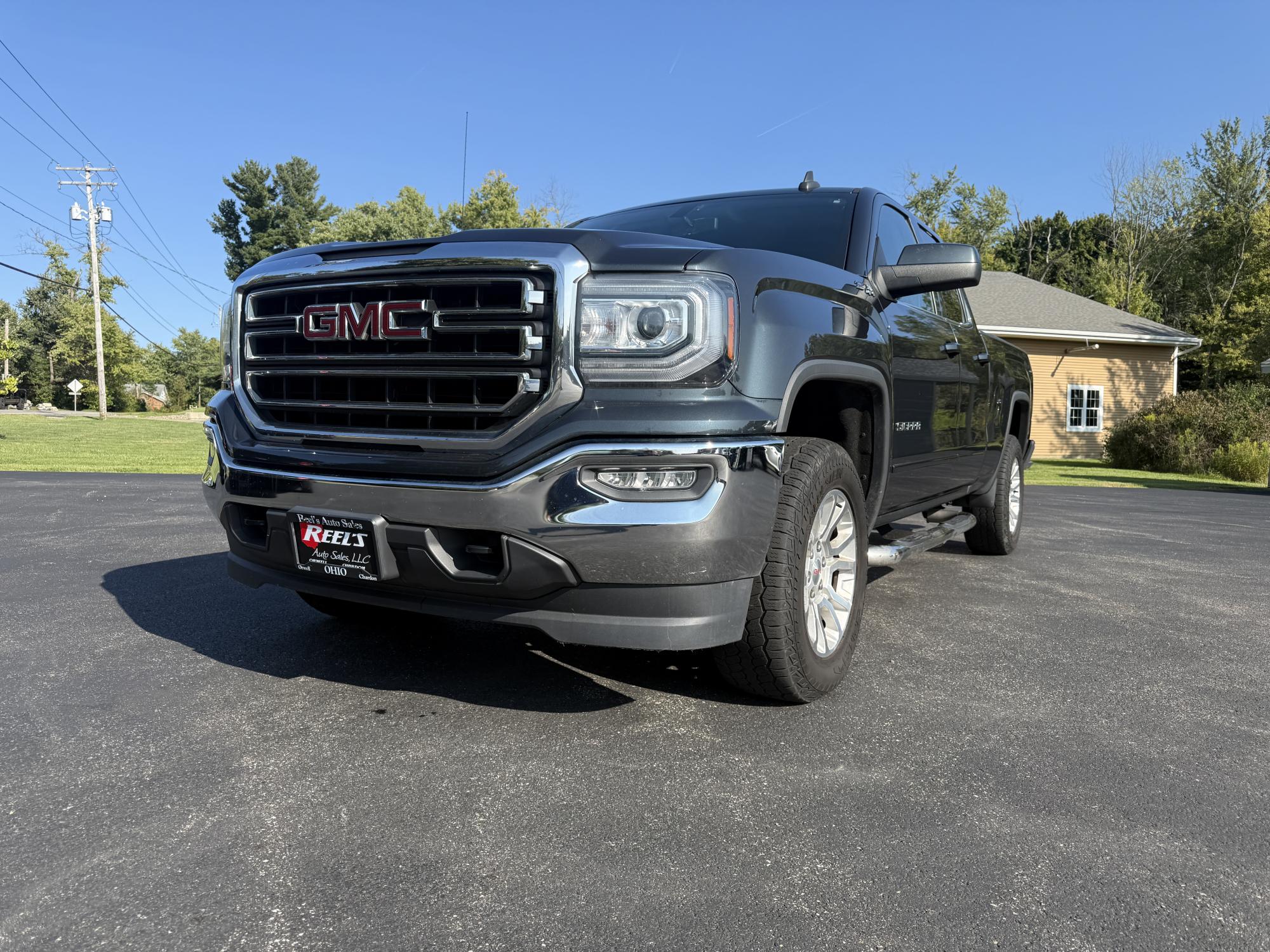 photo of 2017 GMC Sierra 1500 SLE Double Cab 4WD
