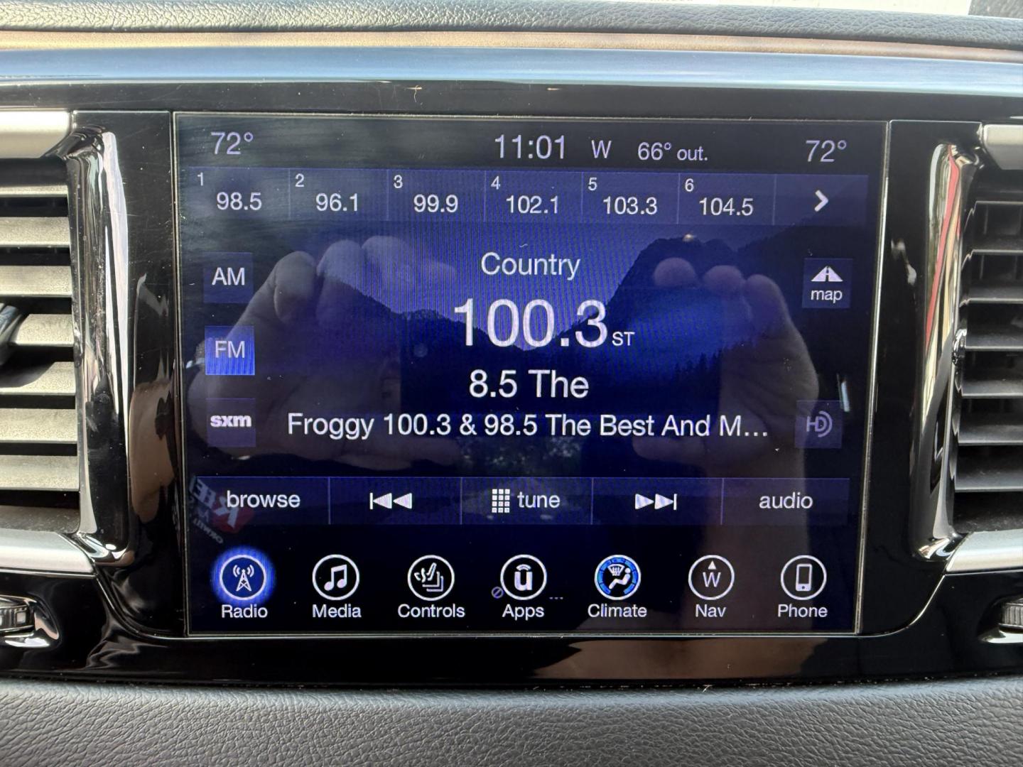 2017 Gray /Black Chrysler Pacifica Touring-L (2C4RC1BG8HR) with an 3.6L V6 DOHC 24V engine, 9 Speed Automatic transmission, located at 547 E. Main St., Orwell, OH, 44076, (440) 437-5893, 41.535435, -80.847855 - Photo#26