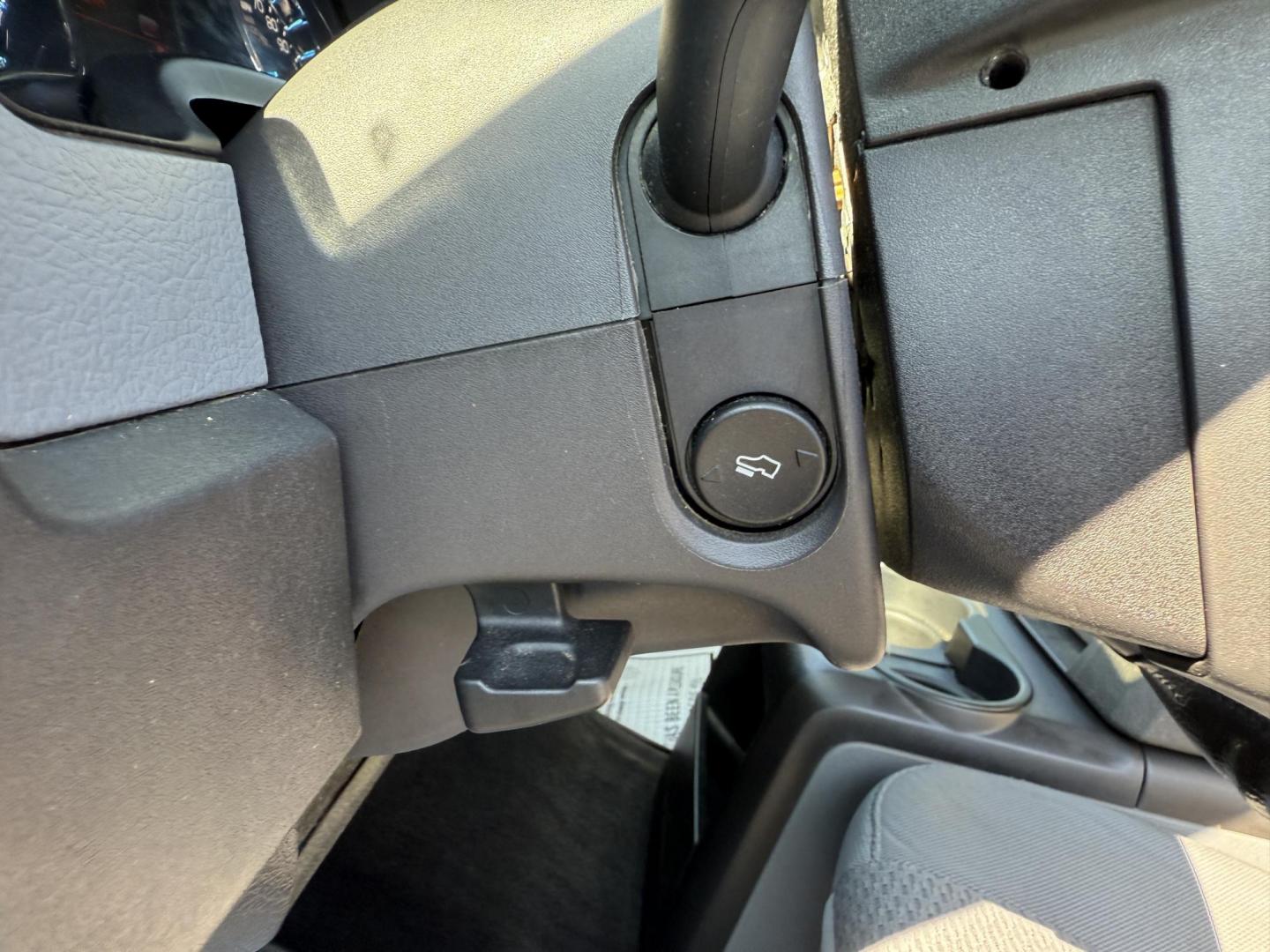 2014 Silver /Gray Ford F-150 XLT SuperCab 6.5-ft. Bed 4WD (1FTFX1ET5EF) with an 3.5L V6 Twin TURBO engine, 6-Speed Automatic transmission, located at 547 E. Main St., Orwell, OH, 44076, (440) 437-5893, 41.535435, -80.847855 - Photo#24