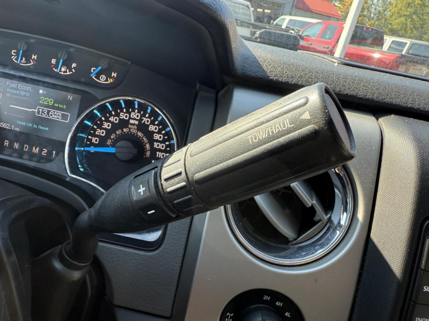 2014 Silver /Gray Ford F-150 XLT SuperCab 6.5-ft. Bed 4WD (1FTFX1ET5EF) with an 3.5L V6 Twin TURBO engine, 6-Speed Automatic transmission, located at 547 E. Main St., Orwell, OH, 44076, (440) 437-5893, 41.535435, -80.847855 - Photo#32