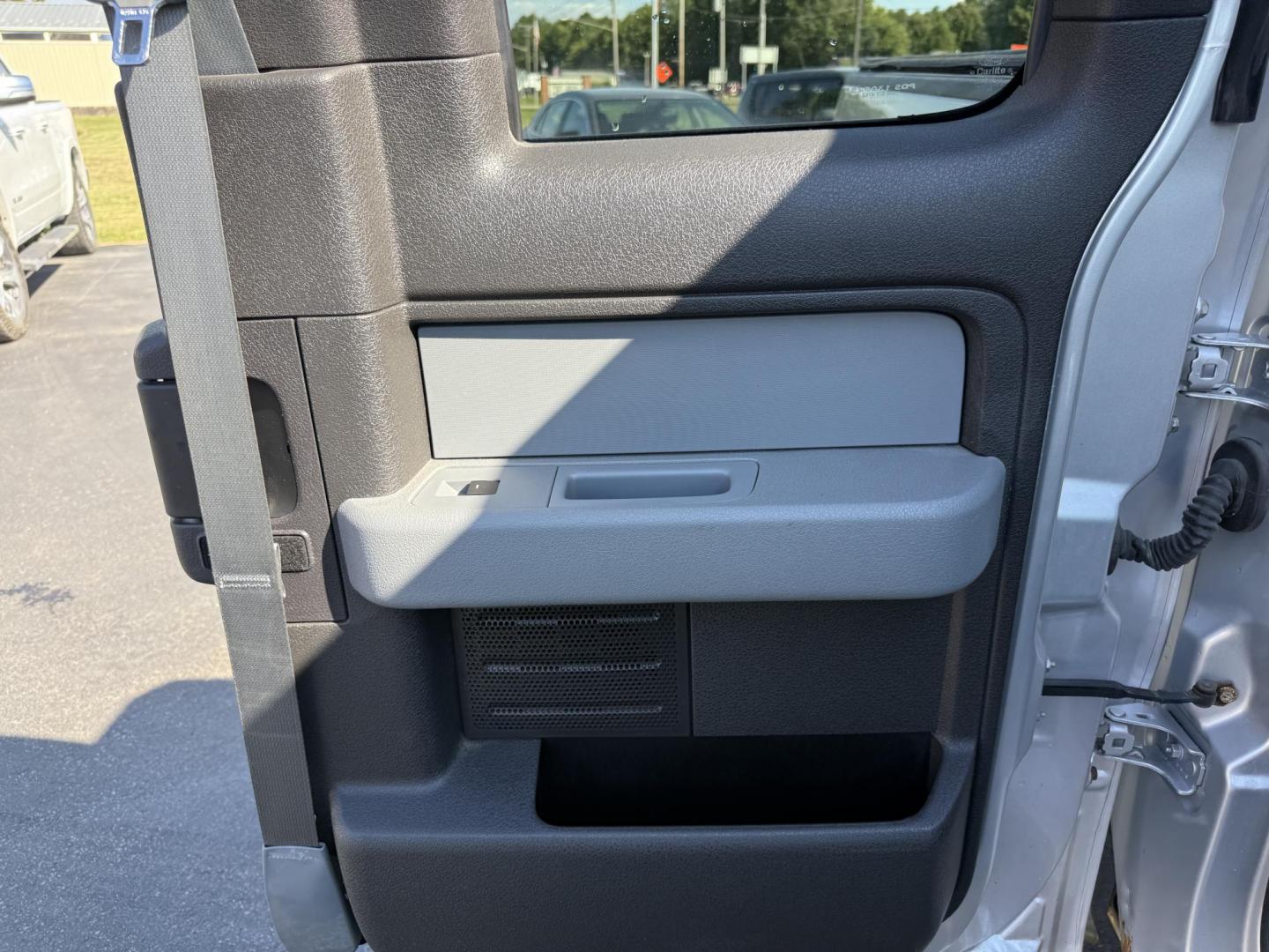 2014 Silver /Gray Ford F-150 XLT SuperCab 6.5-ft. Bed 4WD (1FTFX1ET5EF) with an 3.5L V6 Twin TURBO engine, 6-Speed Automatic transmission, located at 547 E. Main St., Orwell, OH, 44076, (440) 437-5893, 41.535435, -80.847855 - Photo#45