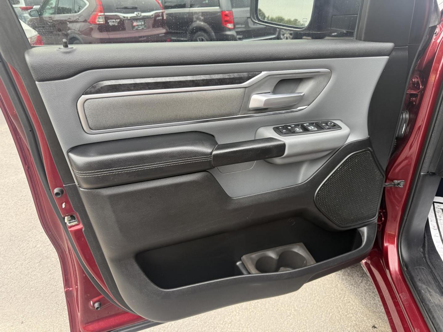 2019 Red /Black RAM 1500 Big Horn Crew Cab SWB 4WD (1C6SRFFTXKN) with an 5.7L V8 OHV 16V engine, Automatic transmission, located at 547 E. Main St., Orwell, OH, 44076, (440) 437-5893, 41.535435, -80.847855 - This 2019 Ram 1500 Big Horn Crew Cab 4WD with a 5.7L HEMI V8 and 8-speed automatic transmission offers robust performance with 395 horsepower and 410 lb-ft of torque, featuring a 3.92 axle ratio for a strong 11,340-pound towing capacity. It balances power with comfort and technology, boasting a 3.5" - Photo#19