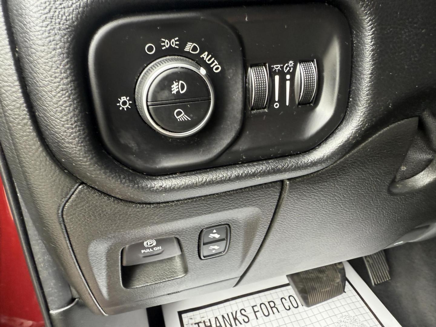 2019 Red /Black RAM 1500 Big Horn Crew Cab SWB 4WD (1C6SRFFTXKN) with an 5.7L V8 OHV 16V engine, Automatic transmission, located at 547 E. Main St., Orwell, OH, 44076, (440) 437-5893, 41.535435, -80.847855 - This 2019 Ram 1500 Big Horn Crew Cab 4WD with a 5.7L HEMI V8 and 8-speed automatic transmission offers robust performance with 395 horsepower and 410 lb-ft of torque, featuring a 3.92 axle ratio for a strong 11,340-pound towing capacity. It balances power with comfort and technology, boasting a 3.5" - Photo#21