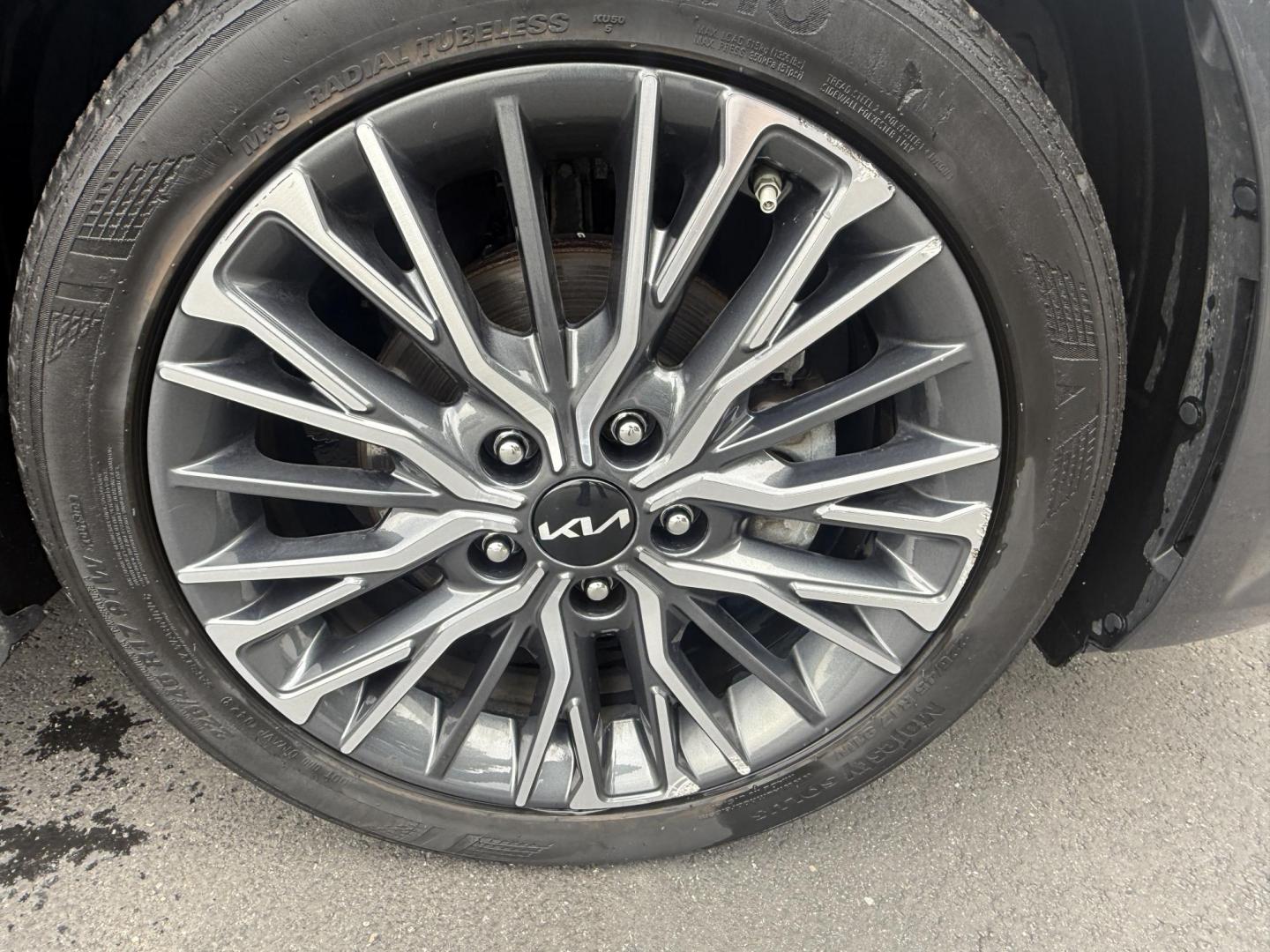 2023 Gray /Black Kia Forte GT Line Auto (3KPF54AD6PE) with an 2.0L I4 DOHC 16V engine, Automatic transmission, located at 11115 Chardon Rd. , Chardon, OH, 44024, (440) 214-9705, 41.580246, -81.241943 - This 2023 Forte GT-Line with the 2.0 MPI engine offers an impressive 39 MPG highway and features full LED exterior lighting, a 4.2" gauge cluster screen, and a 10.25" touchscreen infotainment system with Apple CarPlay, Android Auto, and built-in navigation. Comfort and convenience are enhanced with - Photo#4