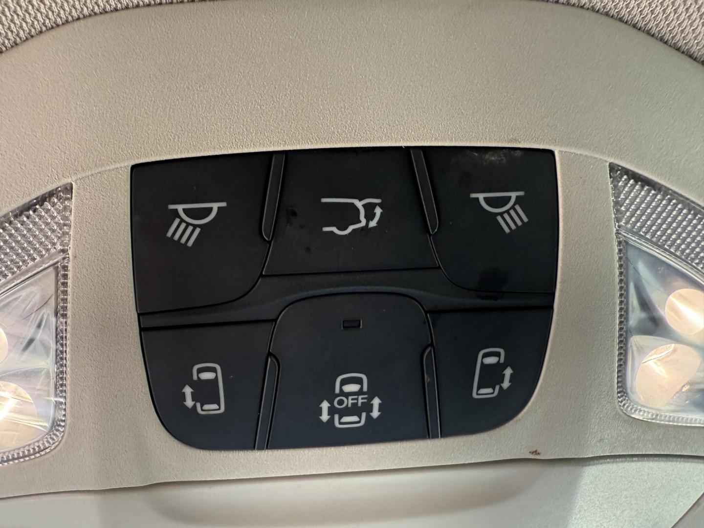 2019 Black /Black Chrysler Pacifica Touring Plus (2C4RC1FG2KR) with an 3.6L V6 DOHC 24V engine, 9A transmission, located at 11115 Chardon Rd. , Chardon, OH, 44024, (440) 214-9705, 41.580246, -81.241943 - Photo#30