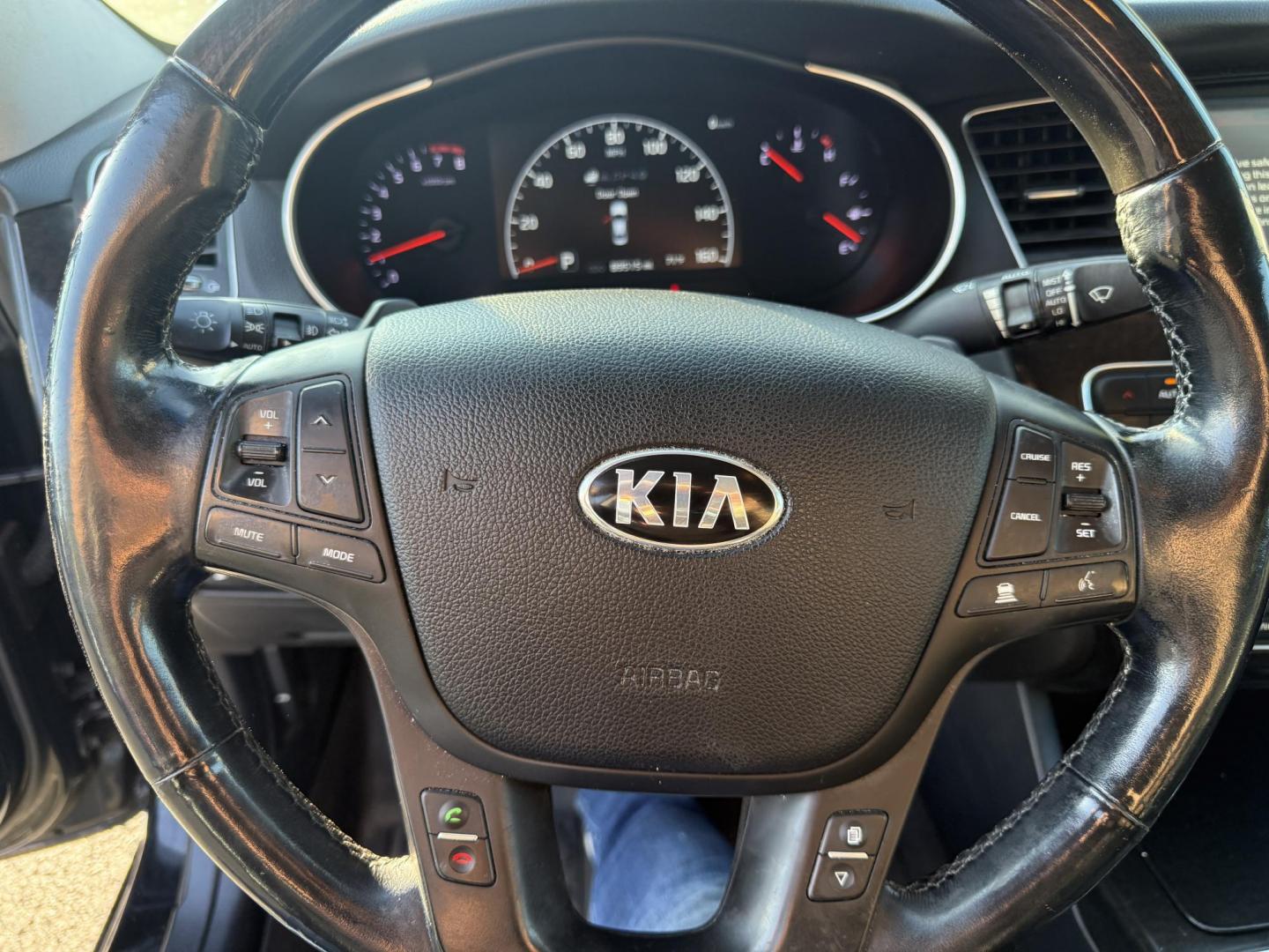 2015 Black /Black Kia Cadenza Premium (KNALN4D72F5) with an 3.3L V6 DOHC 24V engine, 6-Speed Automatic transmission, located at 11115 Chardon Rd. , Chardon, OH, 44024, (440) 214-9705, 41.580246, -81.241943 - This 2015 Kia Cadenza Premium offers a refined driving experience with its 3.3L V6 engine and 6-speed automatic transmission, achieving up to 28 MPG on the highway. Its upscale interior features Nappa leather, heated and cooled power front seats, heated rear seats, dual-zone automatic climate contro - Photo#25