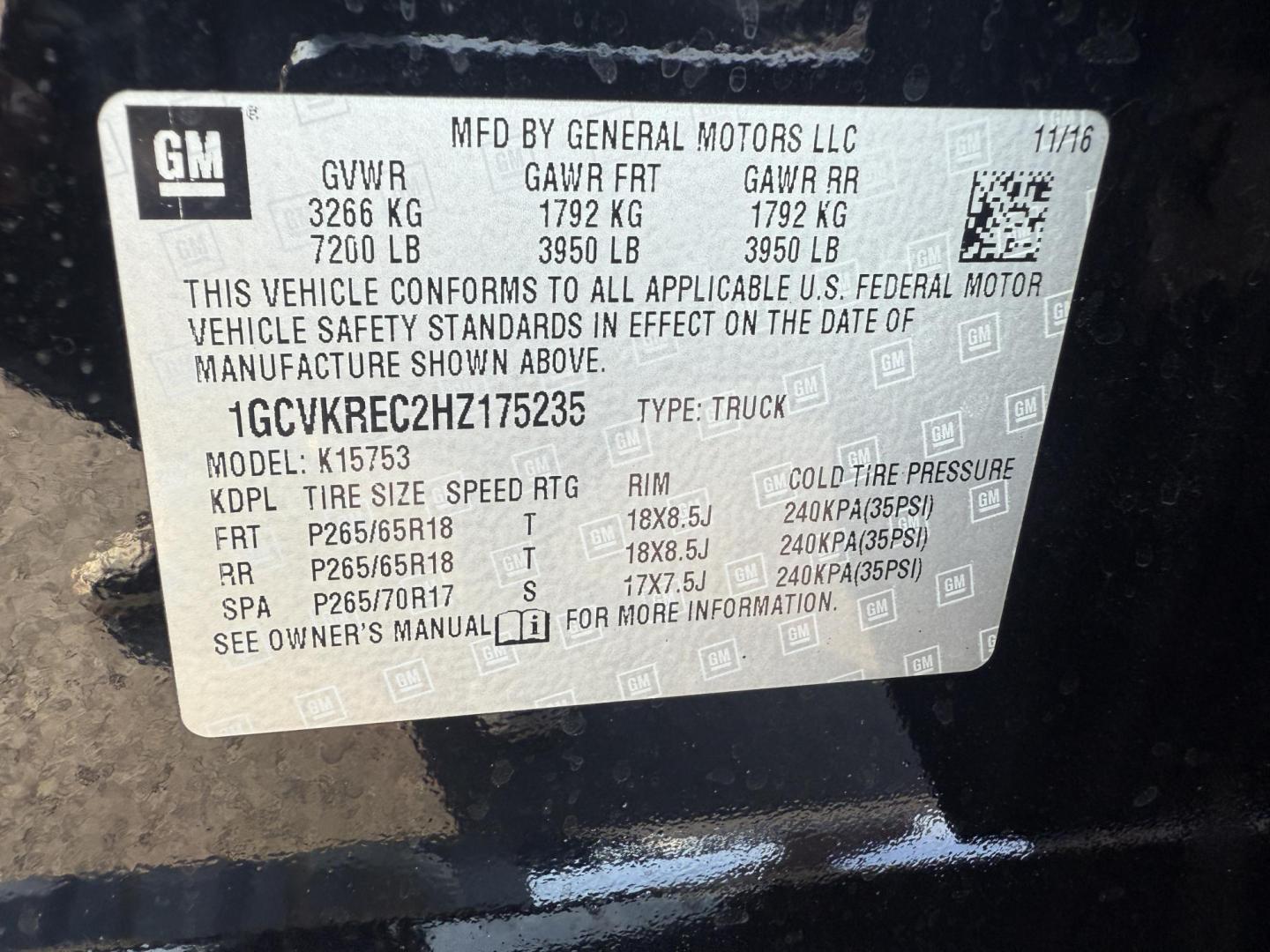 2017 Black /Black Chevrolet Silverado 1500 LT Double Cab 4WD (1GCVKREC2HZ) with an 5.3L V8 OHV 16V engine, 6A transmission, located at 11115 Chardon Rd. , Chardon, OH, 44024, (440) 214-9705, 41.580246, -81.241943 - This One Owner 2017 Chevrolet Silverado 1500 LT Z71 Double Cab is equipped with a 5.3L EcoTec3 V8 engine and a 6-speed automatic transmission, delivering strong performance and a 9,200-pound towing capacity. It features the Z71 Off-Road Package with a G80 locking rear differential and 3.42 gearing f - Photo#22