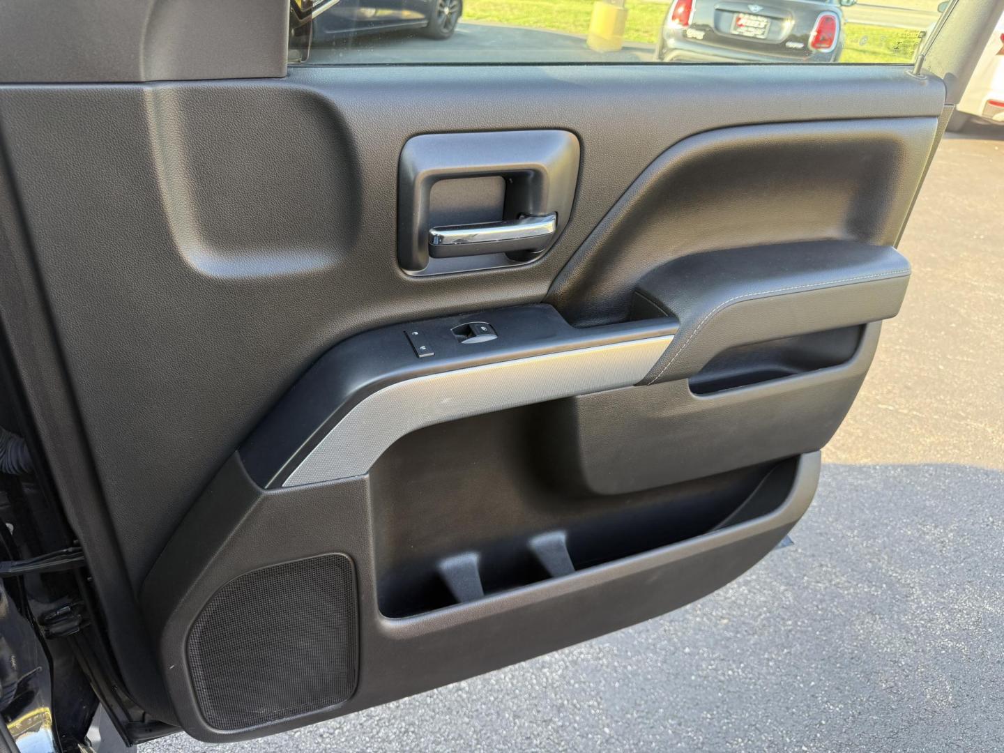 2017 Black /Black Chevrolet Silverado 1500 LT Double Cab 4WD (1GCVKREC2HZ) with an 5.3L V8 OHV 16V engine, 6A transmission, located at 11115 Chardon Rd. , Chardon, OH, 44024, (440) 214-9705, 41.580246, -81.241943 - This One Owner 2017 Chevrolet Silverado 1500 LT Z71 Double Cab is equipped with a 5.3L EcoTec3 V8 engine and a 6-speed automatic transmission, delivering strong performance and a 9,200-pound towing capacity. It features the Z71 Off-Road Package with a G80 locking rear differential and 3.42 gearing f - Photo#48