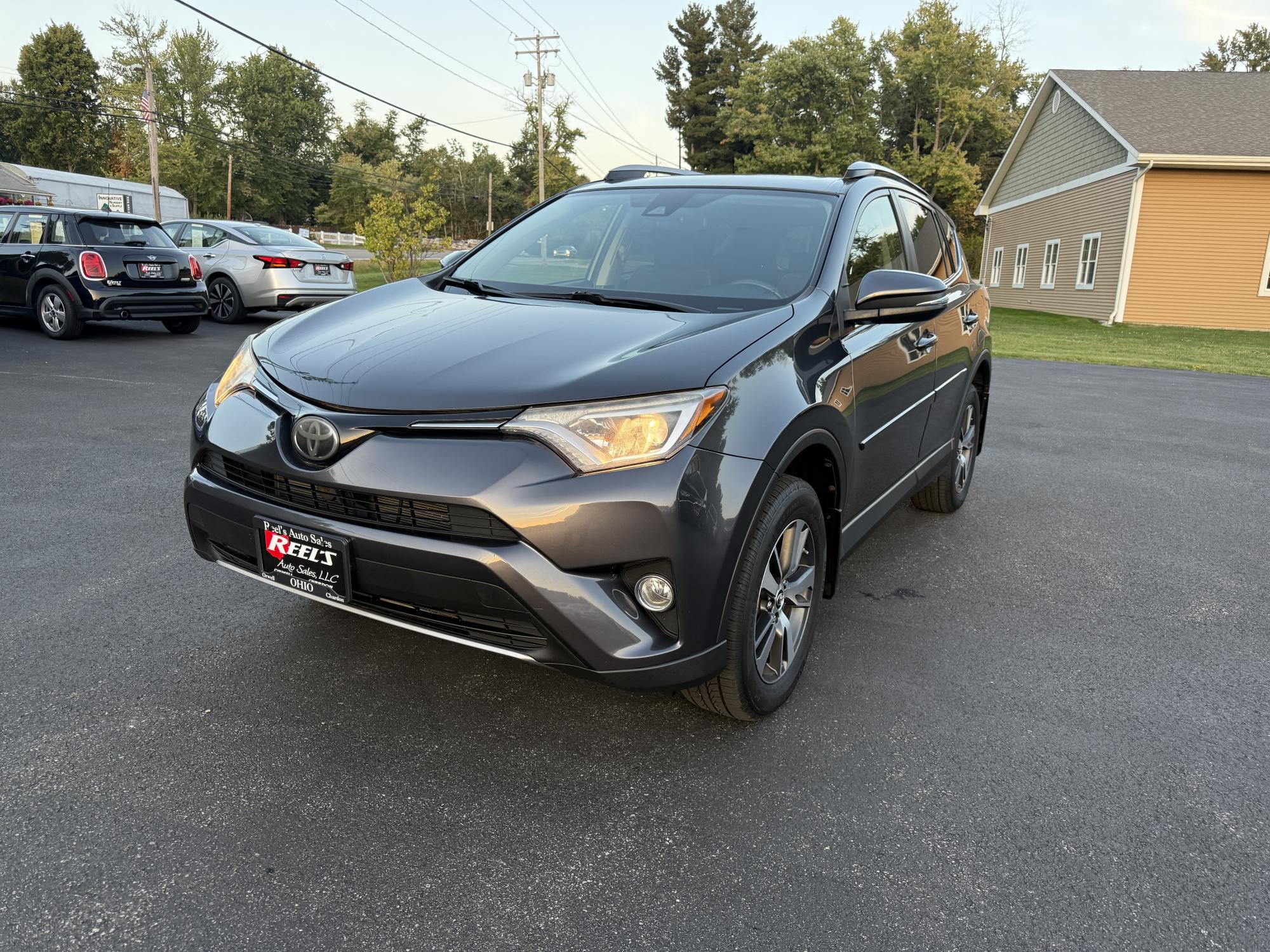 photo of 2017 Toyota RAV4 XLE AWD