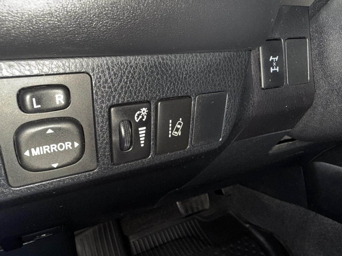 2017 Gray /Black Toyota RAV4 XLE AWD (JTMRFREV4HJ) with an 2.5L I4 DOHC 16V engine, 6A transmission, located at 11115 Chardon Rd. , Chardon, OH, 44024, (440) 214-9705, 41.580246, -81.241943 - One Owner 2017 Toyota RAV4 XLE AWD – Reliable, Versatile, and Packed with Safety Features! Drive with confidence in this one-owner 2017 Toyota RAV4 XLE AWD. Powered by a fuel-efficient 2.5L I4 engine with a 6-speed automatic transmission, this SUV delivers a smooth ride and impressive efficiency - Photo#19