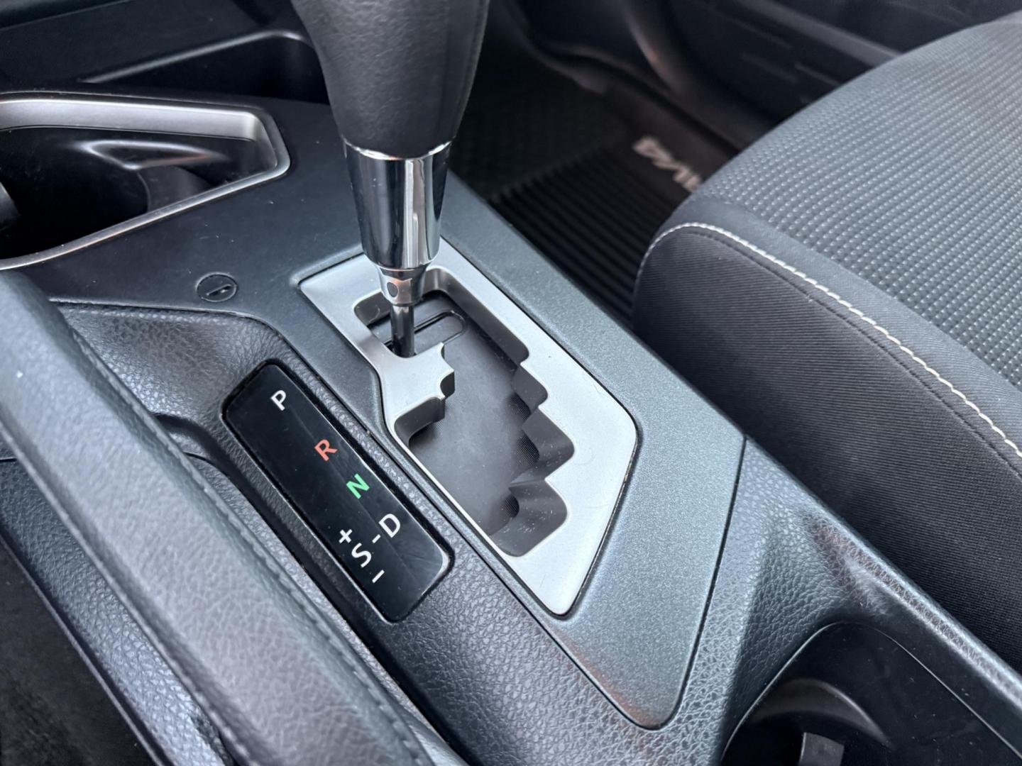2017 Gray /Black Toyota RAV4 XLE AWD (JTMRFREV4HJ) with an 2.5L I4 DOHC 16V engine, 6A transmission, located at 11115 Chardon Rd. , Chardon, OH, 44024, (440) 214-9705, 41.580246, -81.241943 - One Owner 2017 Toyota RAV4 XLE AWD – Reliable, Versatile, and Packed with Safety Features! Drive with confidence in this one-owner 2017 Toyota RAV4 XLE AWD. Powered by a fuel-efficient 2.5L I4 engine with a 6-speed automatic transmission, this SUV delivers a smooth ride and impressive efficiency - Photo#27