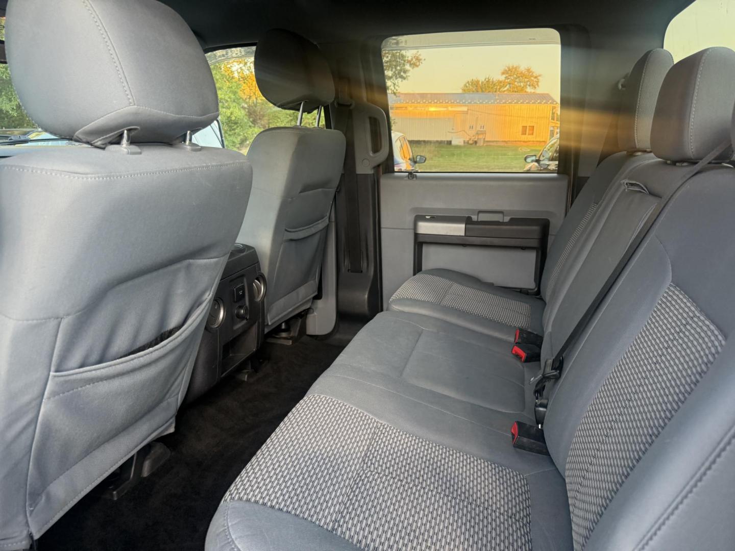 2016 Tan /Gray Ford F-250 SD XLT Crew Cab 4WD (1FT7W2B61GE) with an 6.2L V8 OHV 16V engine, 6-Speed Automatic transmission, located at 547 E. Main St., Orwell, OH, 44076, (440) 437-5893, 41.535435, -80.847855 - This 2016 Ford F-250 XLT Crew Cab is a powerful and capable heavy-duty pickup truck, equipped with a robust 6.2L V8 engine and a 6-speed automatic transmission. Designed for serious work, it features 3.73 gearing and boasts an impressive towing capacity of up to 12,500 pounds, making it ideal for ha - Photo#36