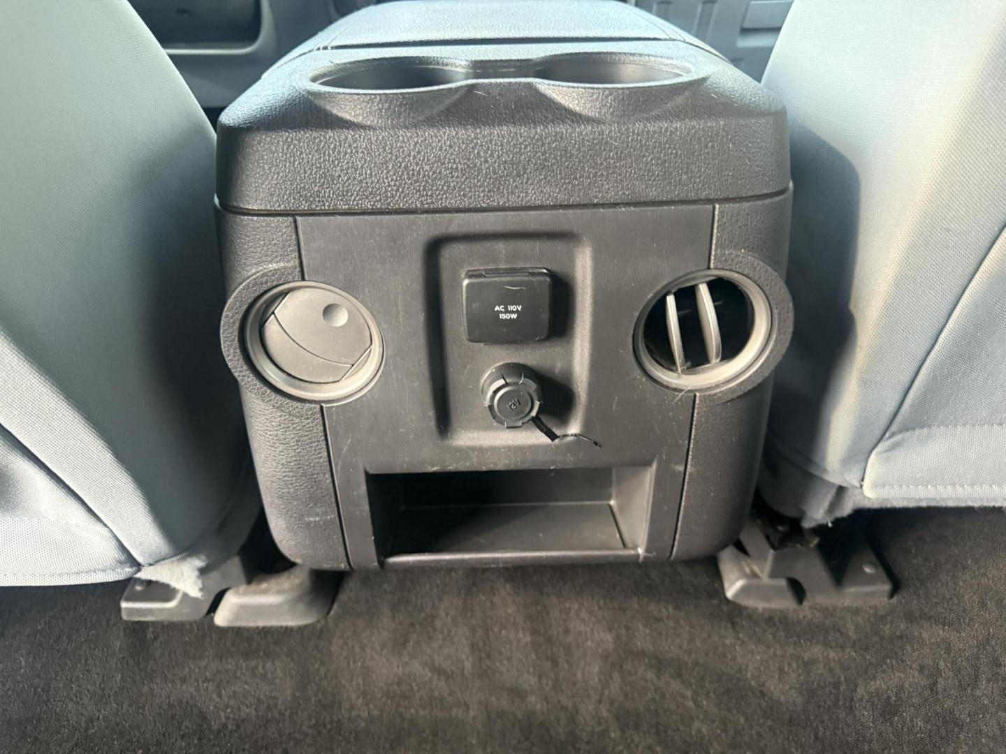 2016 Tan /Gray Ford F-250 SD XLT Crew Cab 4WD (1FT7W2B61GE) with an 6.2L V8 OHV 16V engine, 6-Speed Automatic transmission, located at 547 E. Main St., Orwell, OH, 44076, (440) 437-5893, 41.535435, -80.847855 - This 2016 Ford F-250 XLT Crew Cab is a powerful and capable heavy-duty pickup truck, equipped with a robust 6.2L V8 engine and a 6-speed automatic transmission. Designed for serious work, it features 3.73 gearing and boasts an impressive towing capacity of up to 12,500 pounds, making it ideal for ha - Photo#38