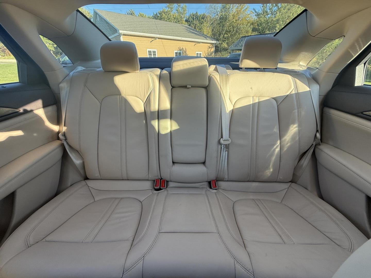 2017 White /White Lincoln MKZ Hybrid Select (3LN6L5LU2HR) with an 2.0L L4 DOHC 16V HYBRID engine, Automatic transmission, located at 547 E. Main St., Orwell, OH, 44076, (440) 437-5893, 41.535435, -80.847855 - Photo#36