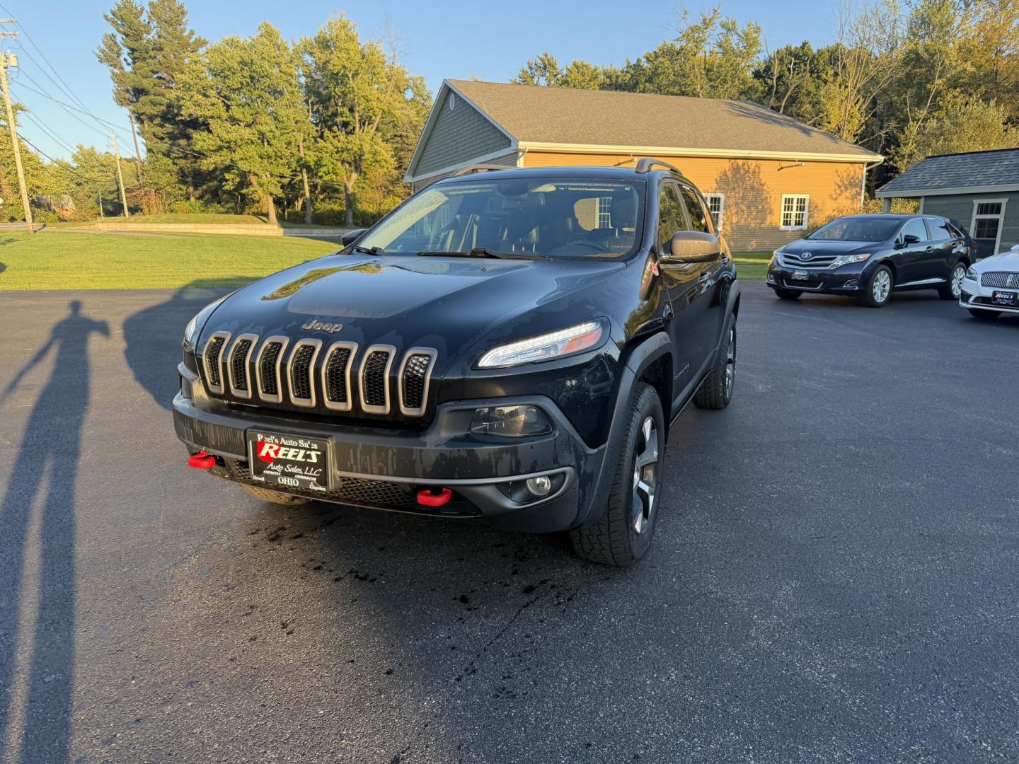 2016 Black /Black Jeep Cherokee Trailhawk 4WD (1C4PJMBS1GW) with an 3.2L V6 DOHC 24V engine, 9A transmission, located at 11115 Chardon Rd. , Chardon, OH, 44024, (440) 214-9705, 41.580246, -81.241943 - This 2016 Jeep Cherokee Trailhawk 4WD is powered by a robust 3.2L V6 engine paired with a 9-speed automatic transmission, delivering strong off-road capability with features like Jeep Active Drive Lock and a locking rear differential. Inside, it offers a leather interior, heated front seats, power d - Photo#0