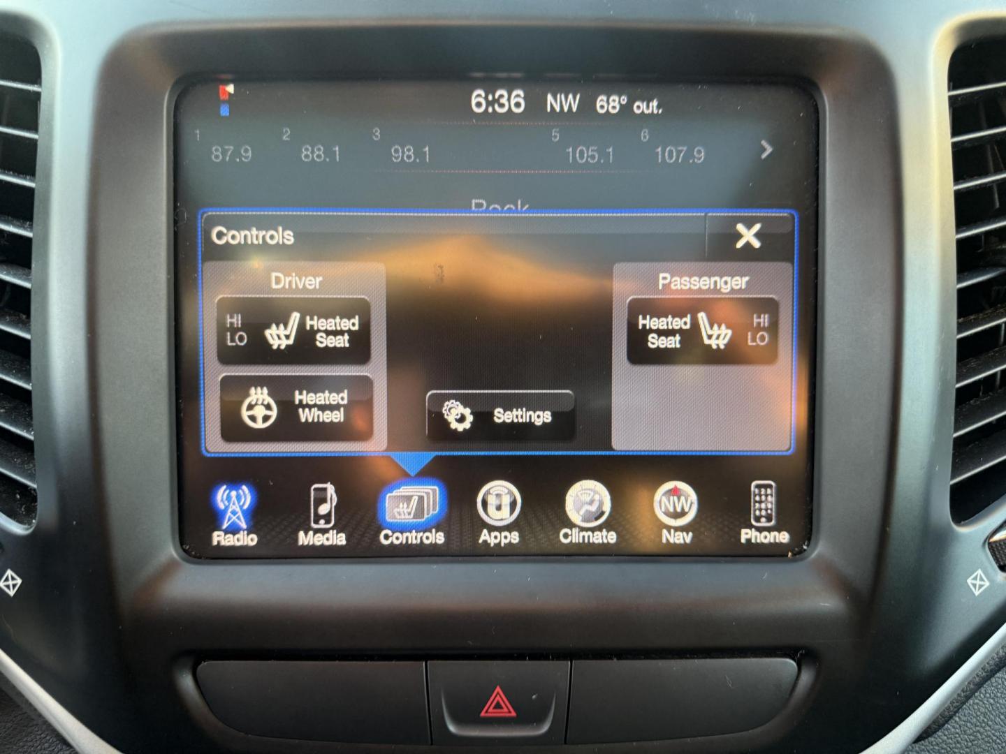 2016 Black /Black Jeep Cherokee Trailhawk 4WD (1C4PJMBS1GW) with an 3.2L V6 DOHC 24V engine, 9A transmission, located at 11115 Chardon Rd. , Chardon, OH, 44024, (440) 214-9705, 41.580246, -81.241943 - This 2016 Jeep Cherokee Trailhawk 4WD is powered by a robust 3.2L V6 engine paired with a 9-speed automatic transmission, delivering strong off-road capability with features like Jeep Active Drive Lock and a locking rear differential. Inside, it offers a leather interior, heated front seats, power d - Photo#26