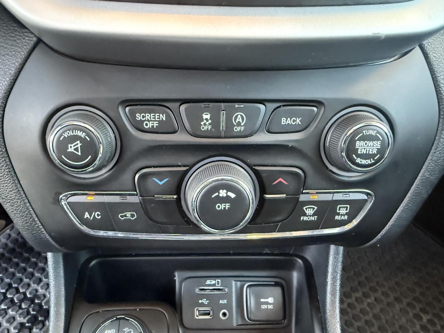 2016 Black /Black Jeep Cherokee Trailhawk 4WD (1C4PJMBS1GW) with an 3.2L V6 DOHC 24V engine, 9A transmission, located at 11115 Chardon Rd. , Chardon, OH, 44024, (440) 214-9705, 41.580246, -81.241943 - This 2016 Jeep Cherokee Trailhawk 4WD is powered by a robust 3.2L V6 engine paired with a 9-speed automatic transmission, delivering strong off-road capability with features like Jeep Active Drive Lock and a locking rear differential. Inside, it offers a leather interior, heated front seats, power d - Photo#30