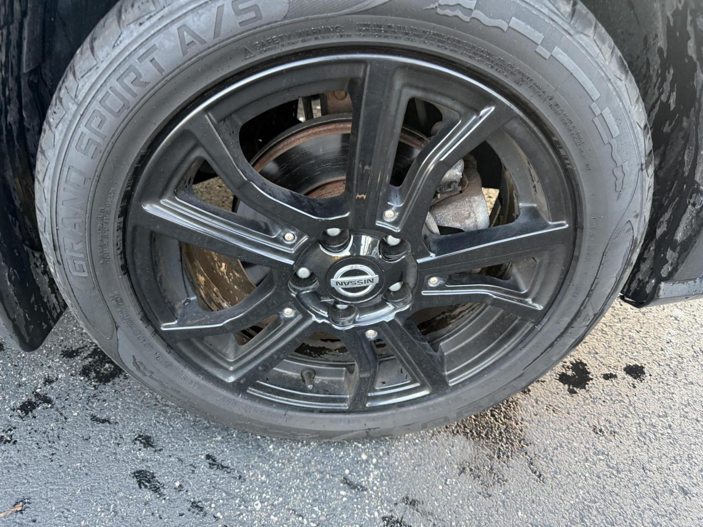 2021 Blue /Black Nissan Kicks SV (3N1CP5CV8ML) with an 1.6L I4 engine, Automatic transmission, located at 11115 Chardon Rd. , Chardon, OH, 44024, (440) 214-9705, 41.580246, -81.241943 - This One Owner 2021 Nissan Kicks SV is powered by a fuel-efficient 1.6L I4 engine delivering up to 36 MPG on the highway, and comes well-equipped with an 8.0" touchscreen featuring Apple CarPlay and Android Auto, adaptive cruise control, lane departure warning, and blind spot monitoring. Additional - Photo#4