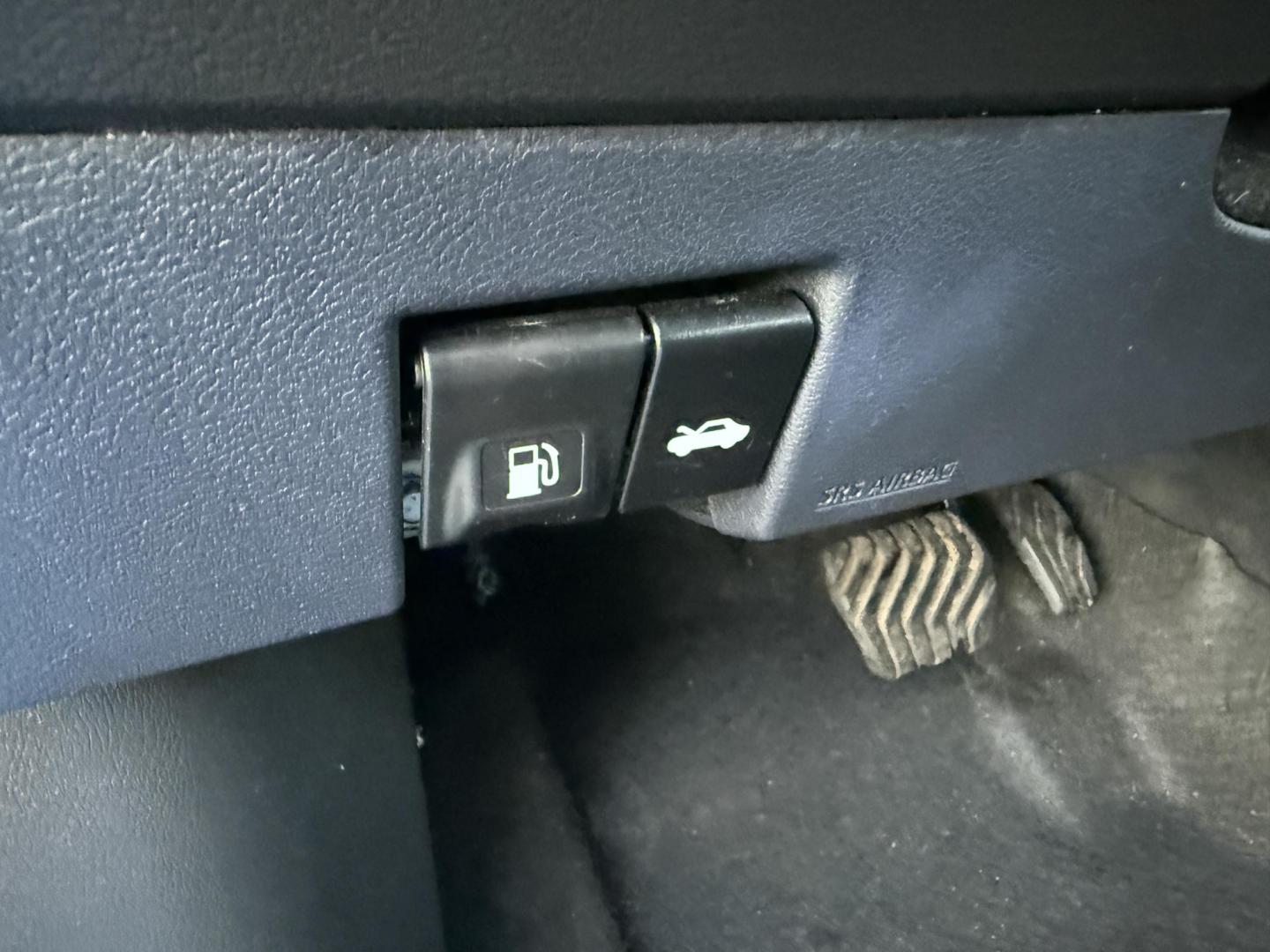 2021 Blue /Black Nissan Kicks SV (3N1CP5CV8ML) with an 1.6L I4 engine, Automatic transmission, located at 11115 Chardon Rd. , Chardon, OH, 44024, (440) 214-9705, 41.580246, -81.241943 - This One Owner 2021 Nissan Kicks SV is powered by a fuel-efficient 1.6L I4 engine delivering up to 36 MPG on the highway, and comes well-equipped with an 8.0" touchscreen featuring Apple CarPlay and Android Auto, adaptive cruise control, lane departure warning, and blind spot monitoring. Additional - Photo#20