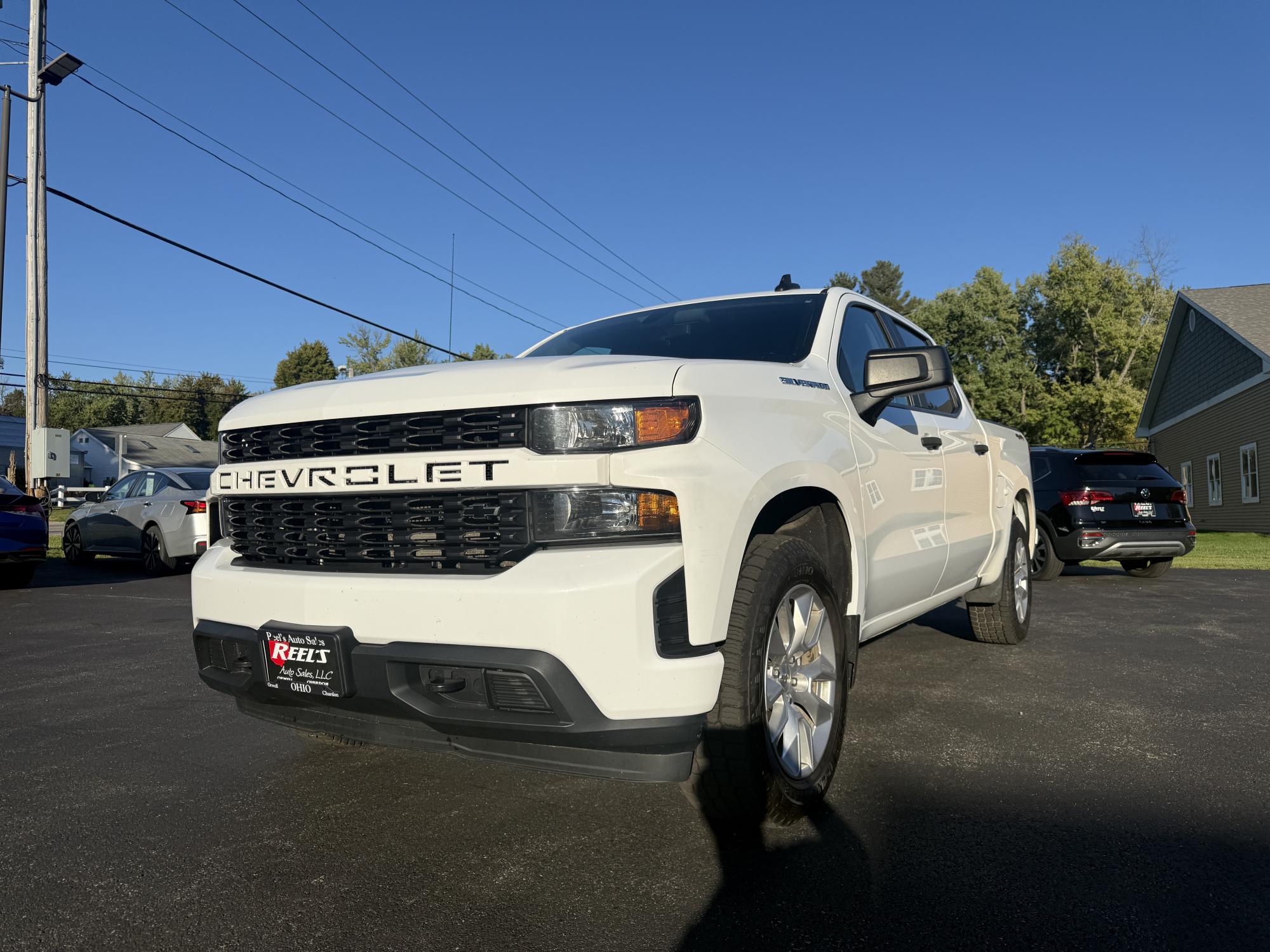 photo of 2019 Chevrolet Silverado 1500 Custom Crew Cab Short Box 4WD