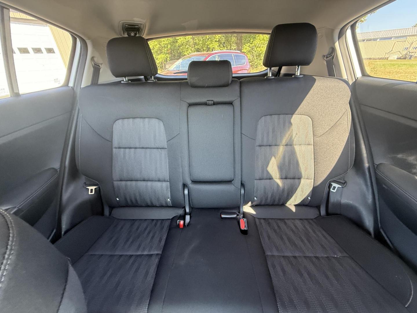 2020 White /Black Kia Sportage LX AWD (KNDPMCAC2L7) with an 2.4L I4 DOHC 24V engine, 6A transmission, located at 547 E. Main St., Orwell, OH, 44076, (440) 437-5893, 41.535435, -80.847855 - This One Owner 2020 Kia Sportage LX AWD is a versatile and well-equipped compact SUV designed to provide confidence and comfort in a wide range of driving conditions. Powered by a 2.4-liter I4 GDI engine paired with a 6-speed automatic transmission, this Sportage LX offers responsive acceleration an - Photo#25