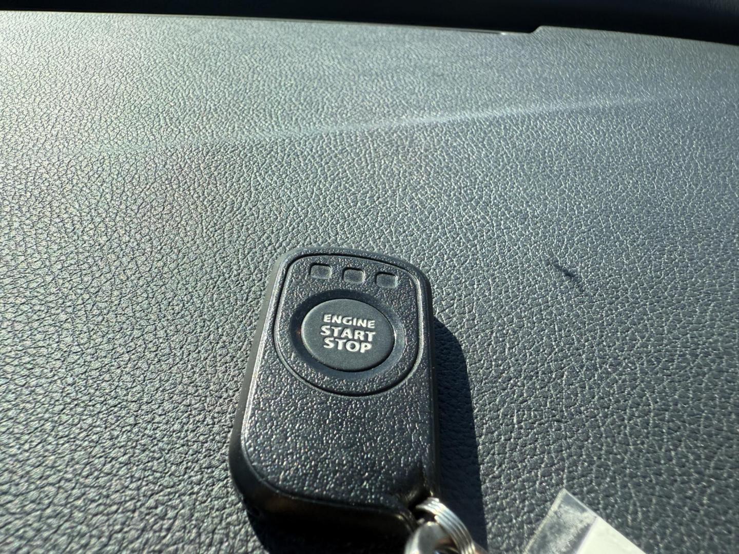 2020 White /Black Kia Sportage LX AWD (KNDPMCAC2L7) with an 2.4L I4 DOHC 24V engine, 6A transmission, located at 547 E. Main St., Orwell, OH, 44076, (440) 437-5893, 41.535435, -80.847855 - This One Owner 2020 Kia Sportage LX AWD is a versatile and well-equipped compact SUV designed to provide confidence and comfort in a wide range of driving conditions. Powered by a 2.4-liter I4 GDI engine paired with a 6-speed automatic transmission, this Sportage LX offers responsive acceleration an - Photo#37