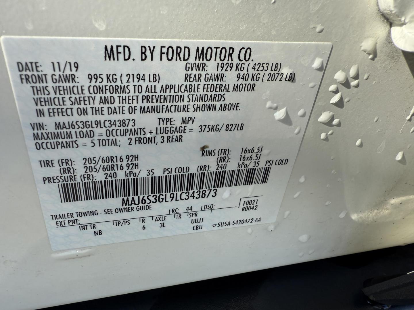 2020 White /Black Ford EcoSport SE AWD (MAJ6S3GL9LC) with an 2.0L I4 DOHC 16V engine, 6A transmission, located at 547 E. Main St., Orwell, OH, 44076, (440) 437-5893, 41.535435, -80.847855 - Discover comfort, technology, and versatility in this One Owner 2020 Ford EcoSport SE with All-Wheel Drive and a fuel-efficient 2.0L I4 Duratec engine. Enjoy smooth, responsive performance thanks to its 6-speed automatic transmission and achieve up to 29 MPG on the highway. Inside, you’ll find a w - Photo#20