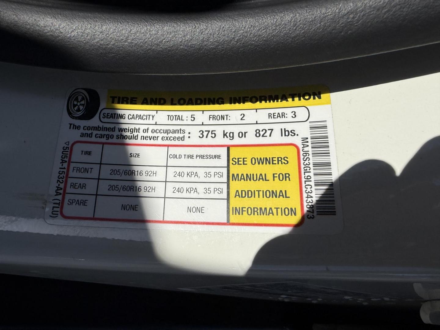 2020 White /Black Ford EcoSport SE AWD (MAJ6S3GL9LC) with an 2.0L I4 DOHC 16V engine, 6A transmission, located at 547 E. Main St., Orwell, OH, 44076, (440) 437-5893, 41.535435, -80.847855 - Discover comfort, technology, and versatility in this One Owner 2020 Ford EcoSport SE with All-Wheel Drive and a fuel-efficient 2.0L I4 Duratec engine. Enjoy smooth, responsive performance thanks to its 6-speed automatic transmission and achieve up to 29 MPG on the highway. Inside, you’ll find a w - Photo#19