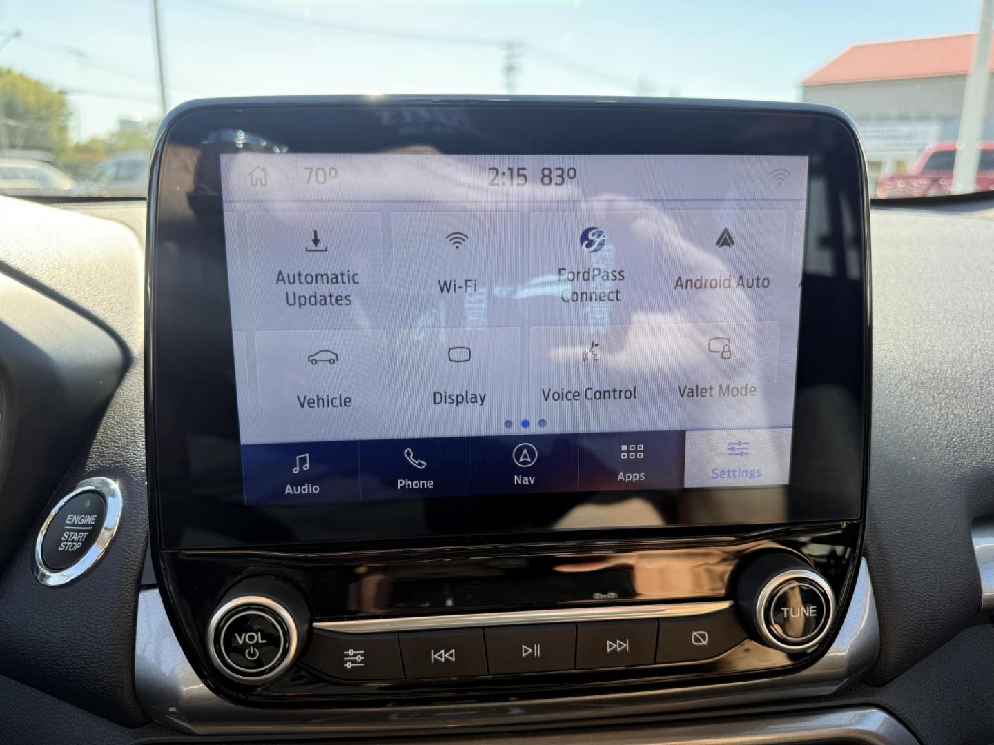 2020 White /Black Ford EcoSport SE AWD (MAJ6S3GL9LC) with an 2.0L I4 DOHC 16V engine, 6A transmission, located at 547 E. Main St., Orwell, OH, 44076, (440) 437-5893, 41.535435, -80.847855 - Discover comfort, technology, and versatility in this One Owner 2020 Ford EcoSport SE with All-Wheel Drive and a fuel-efficient 2.0L I4 Duratec engine. Enjoy smooth, responsive performance thanks to its 6-speed automatic transmission and achieve up to 29 MPG on the highway. Inside, you’ll find a w - Photo#27