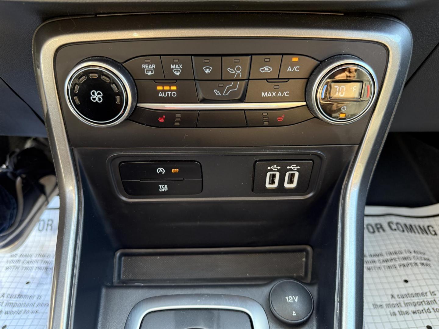 2020 White /Black Ford EcoSport SE AWD (MAJ6S3GL9LC) with an 2.0L I4 DOHC 16V engine, 6A transmission, located at 547 E. Main St., Orwell, OH, 44076, (440) 437-5893, 41.535435, -80.847855 - Discover comfort, technology, and versatility in this One Owner 2020 Ford EcoSport SE with All-Wheel Drive and a fuel-efficient 2.0L I4 Duratec engine. Enjoy smooth, responsive performance thanks to its 6-speed automatic transmission and achieve up to 29 MPG on the highway. Inside, you’ll find a w - Photo#29