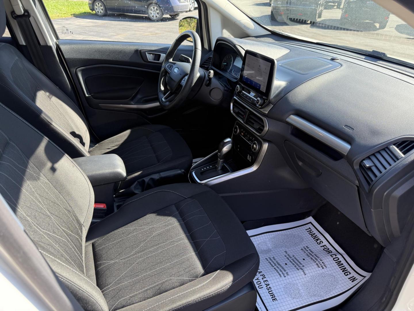 2020 White /Black Ford EcoSport SE AWD (MAJ6S3GL9LC) with an 2.0L I4 DOHC 16V engine, 6A transmission, located at 547 E. Main St., Orwell, OH, 44076, (440) 437-5893, 41.535435, -80.847855 - Discover comfort, technology, and versatility in this One Owner 2020 Ford EcoSport SE with All-Wheel Drive and a fuel-efficient 2.0L I4 Duratec engine. Enjoy smooth, responsive performance thanks to its 6-speed automatic transmission and achieve up to 29 MPG on the highway. Inside, you’ll find a w - Photo#44